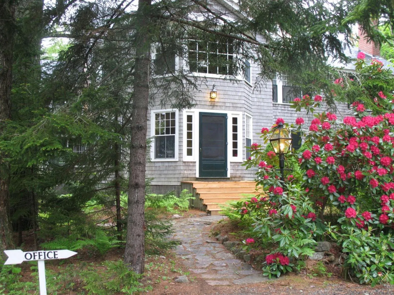 Facade/entrance in Harbourside Inn