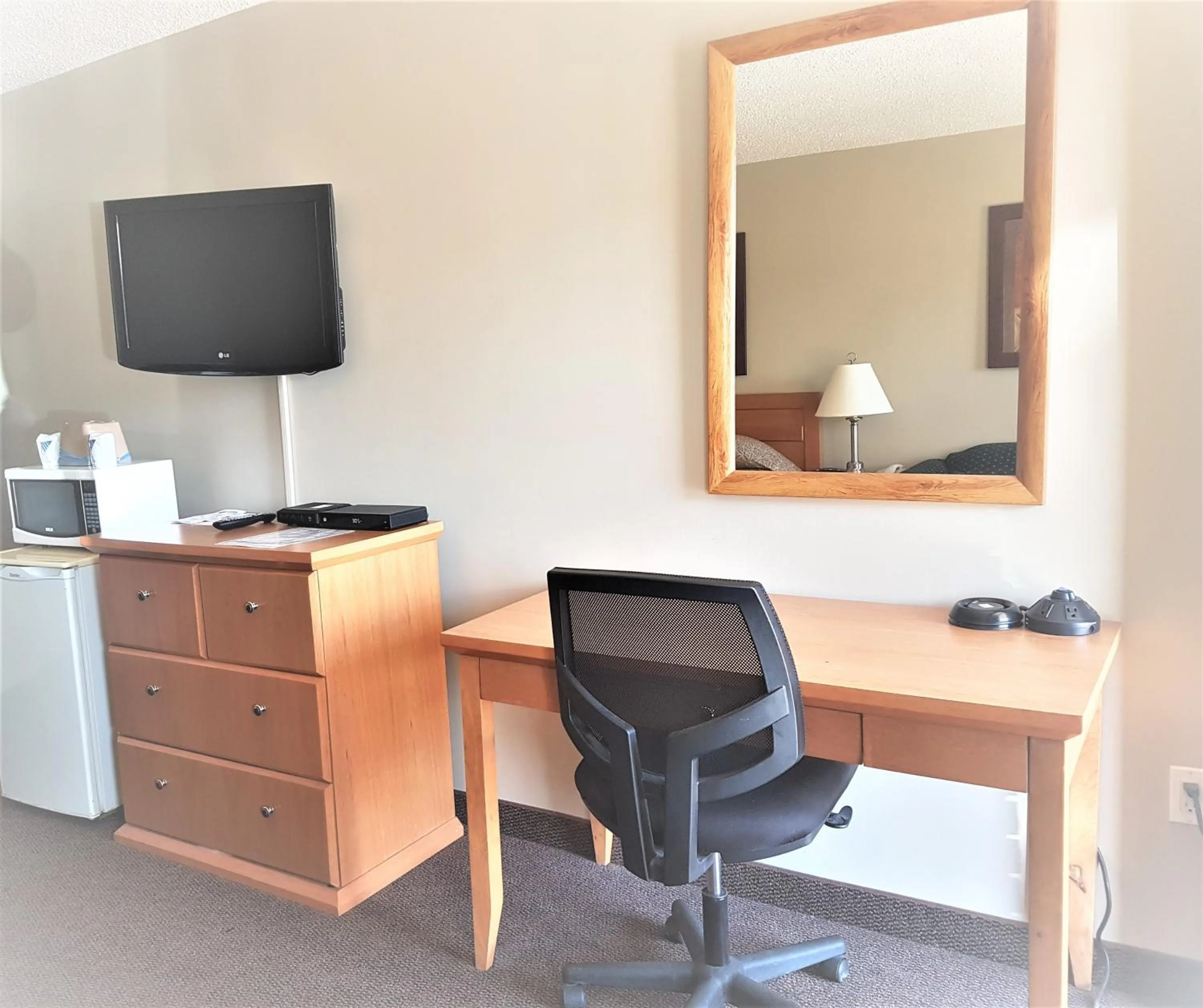 TV and multimedia in BCMInns - Lloydminster