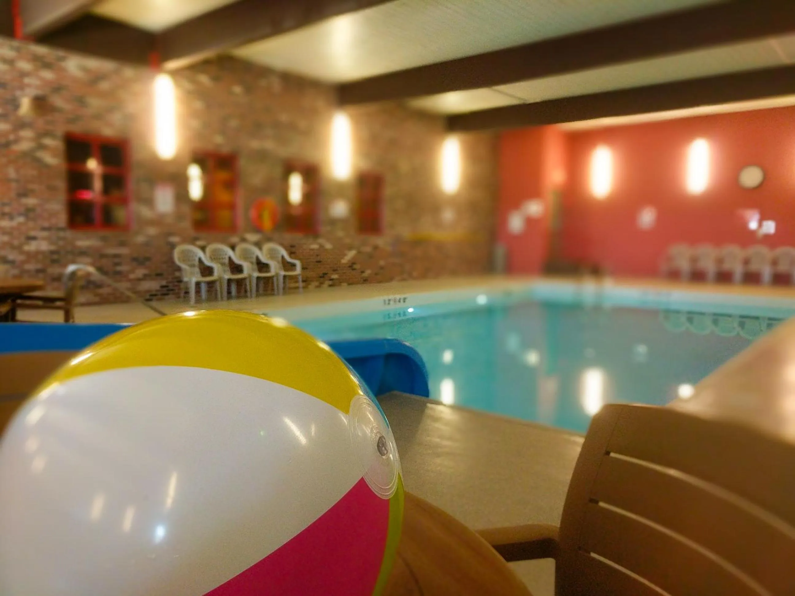 Swimming pool in BCMInns - Lloydminster