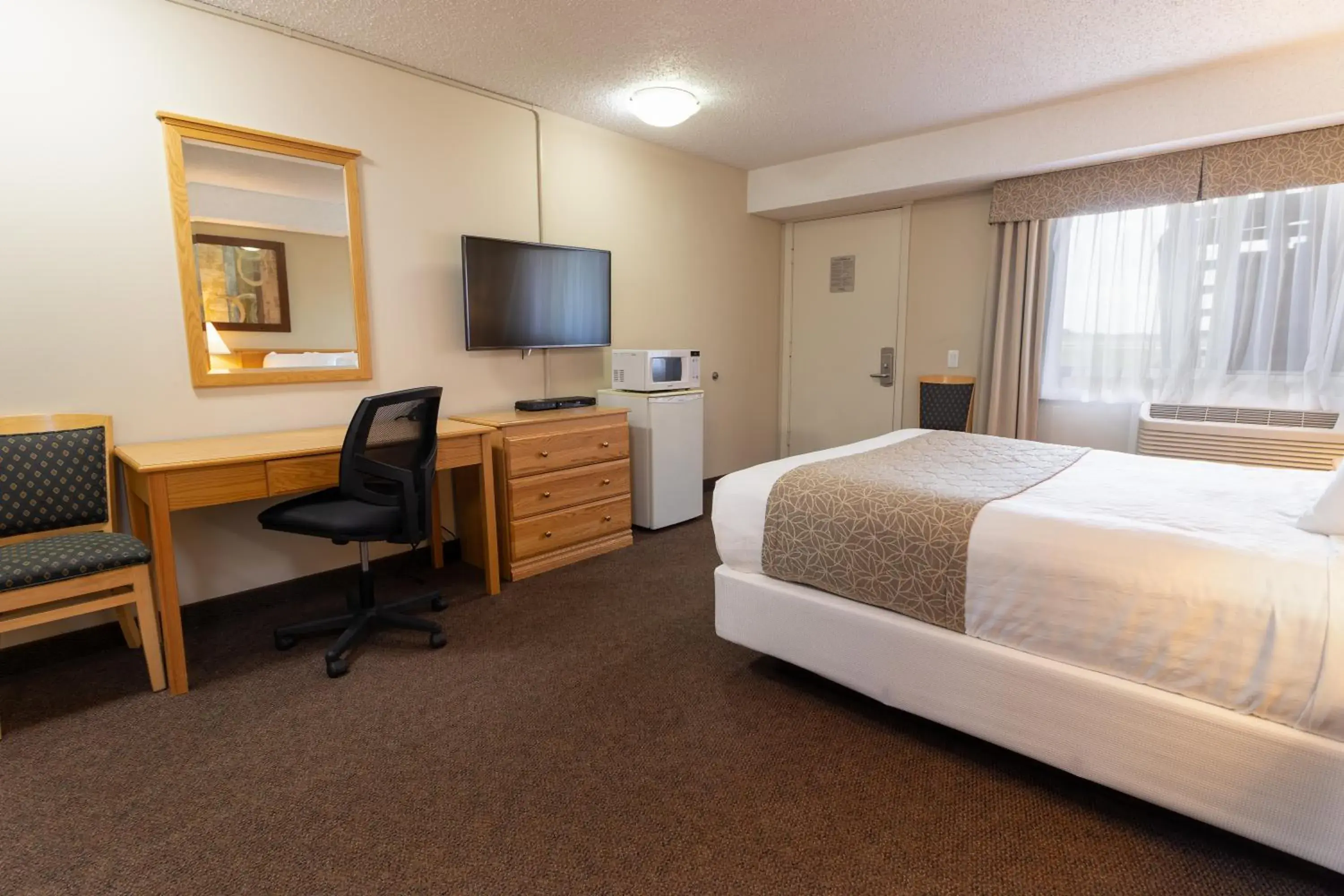 Bed in BCMInns - Lloydminster Bed in BCMInns - Lloydminster