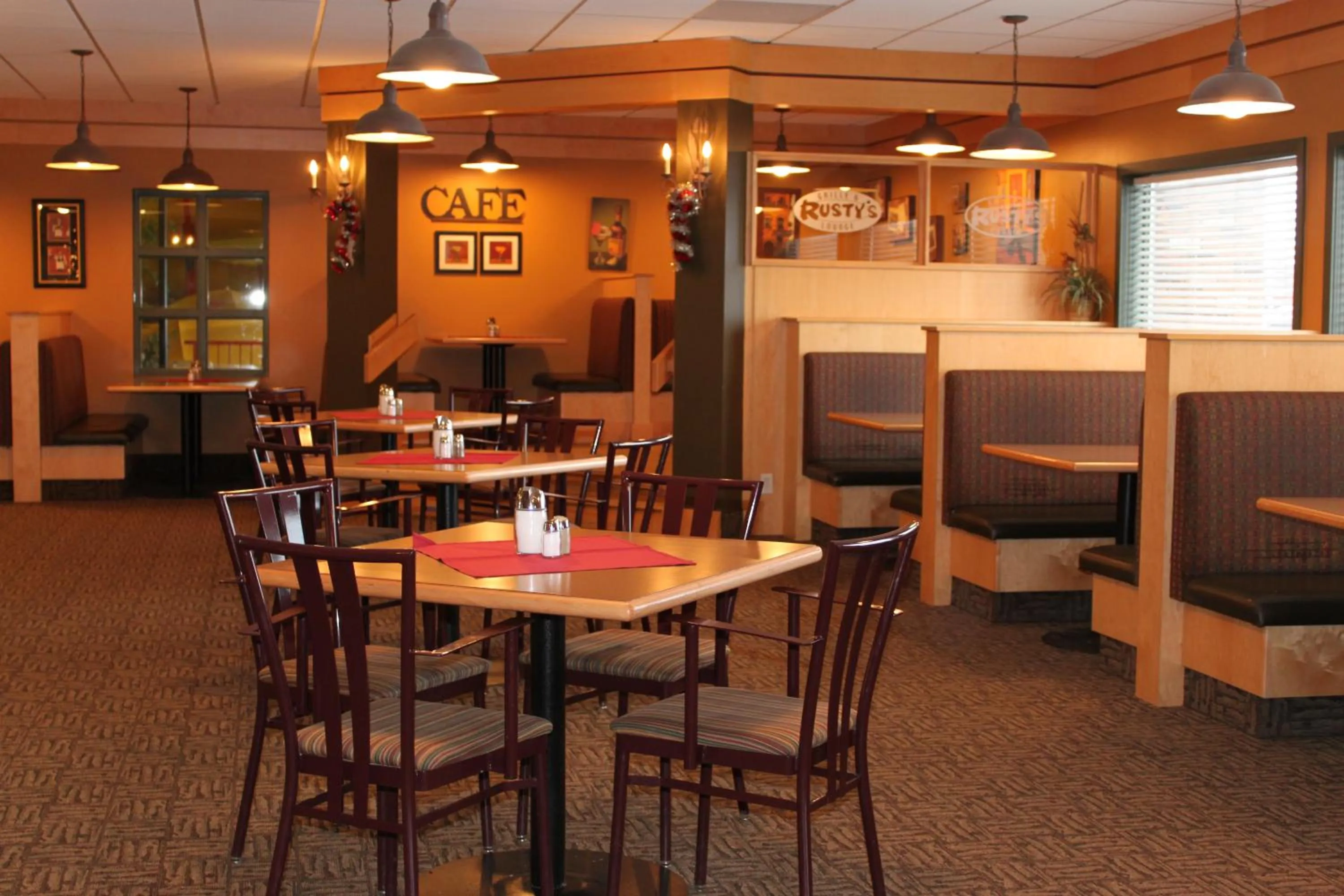 Restaurant/places to eat in BCMInns - Lloydminster