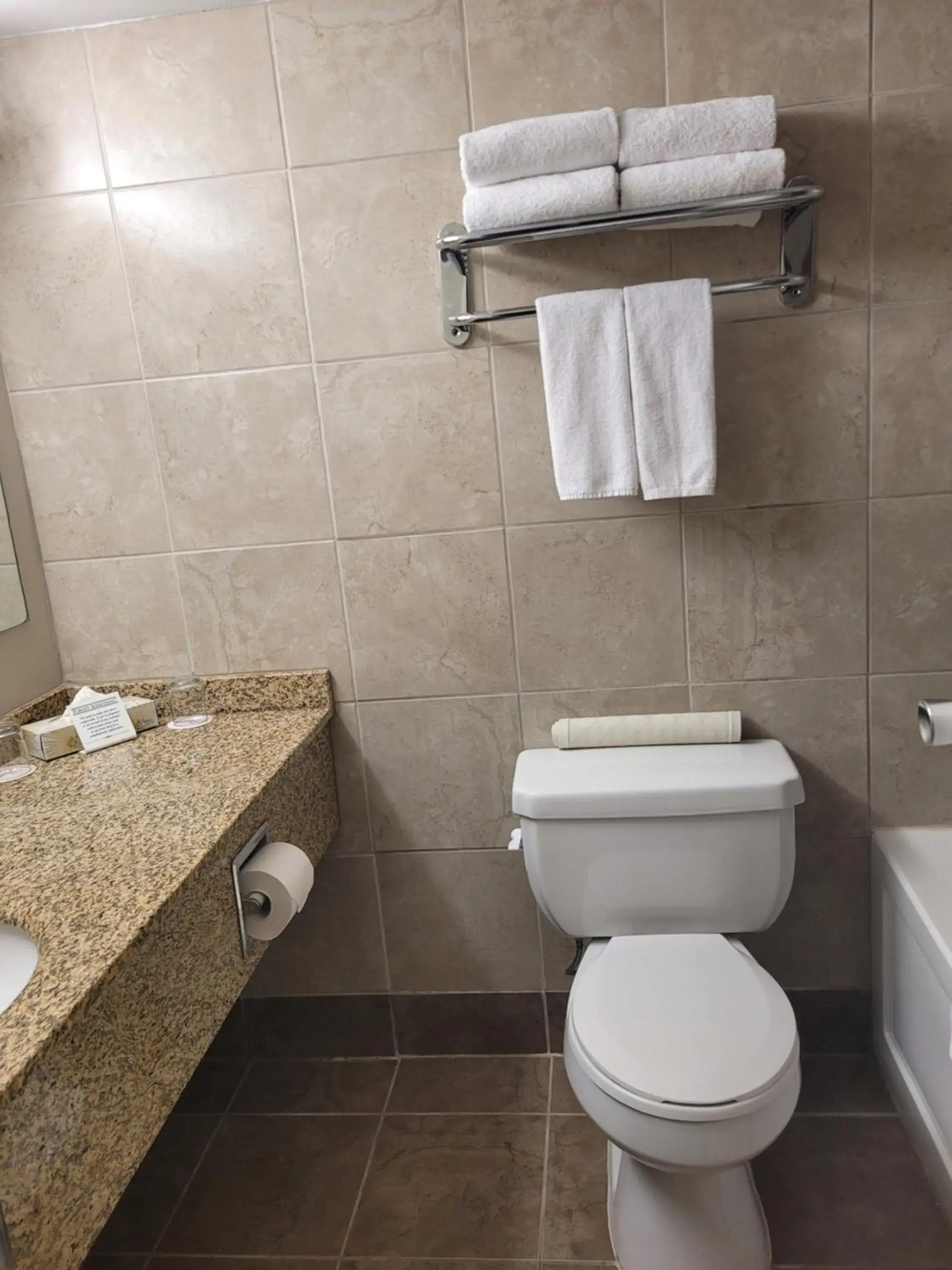 Bathroom in BCMInns - Lloydminster Bathroom in BCMInns - Lloydminster