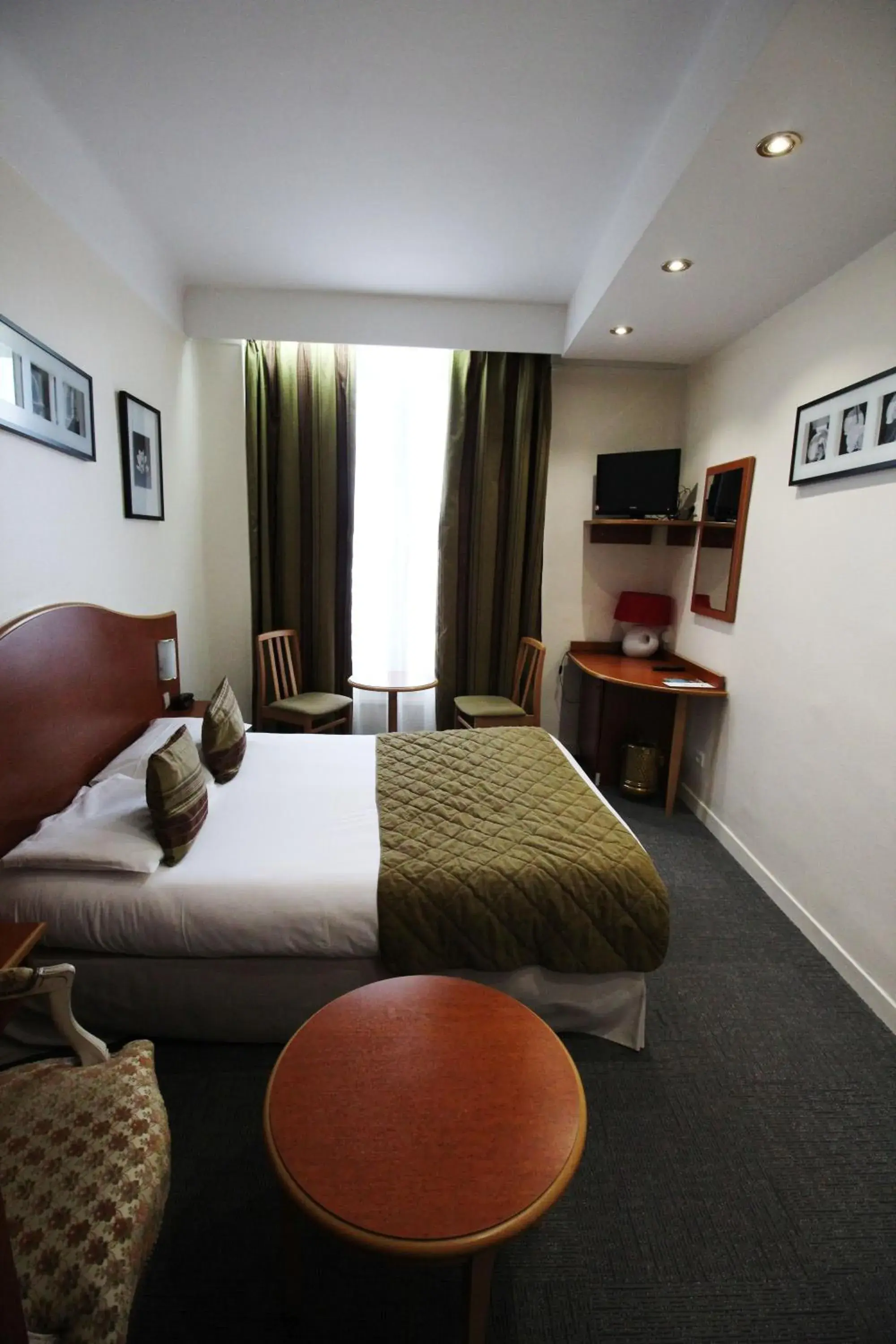 Hôtel Crystal Reims Centre Hôtel Crystal Reims Centre