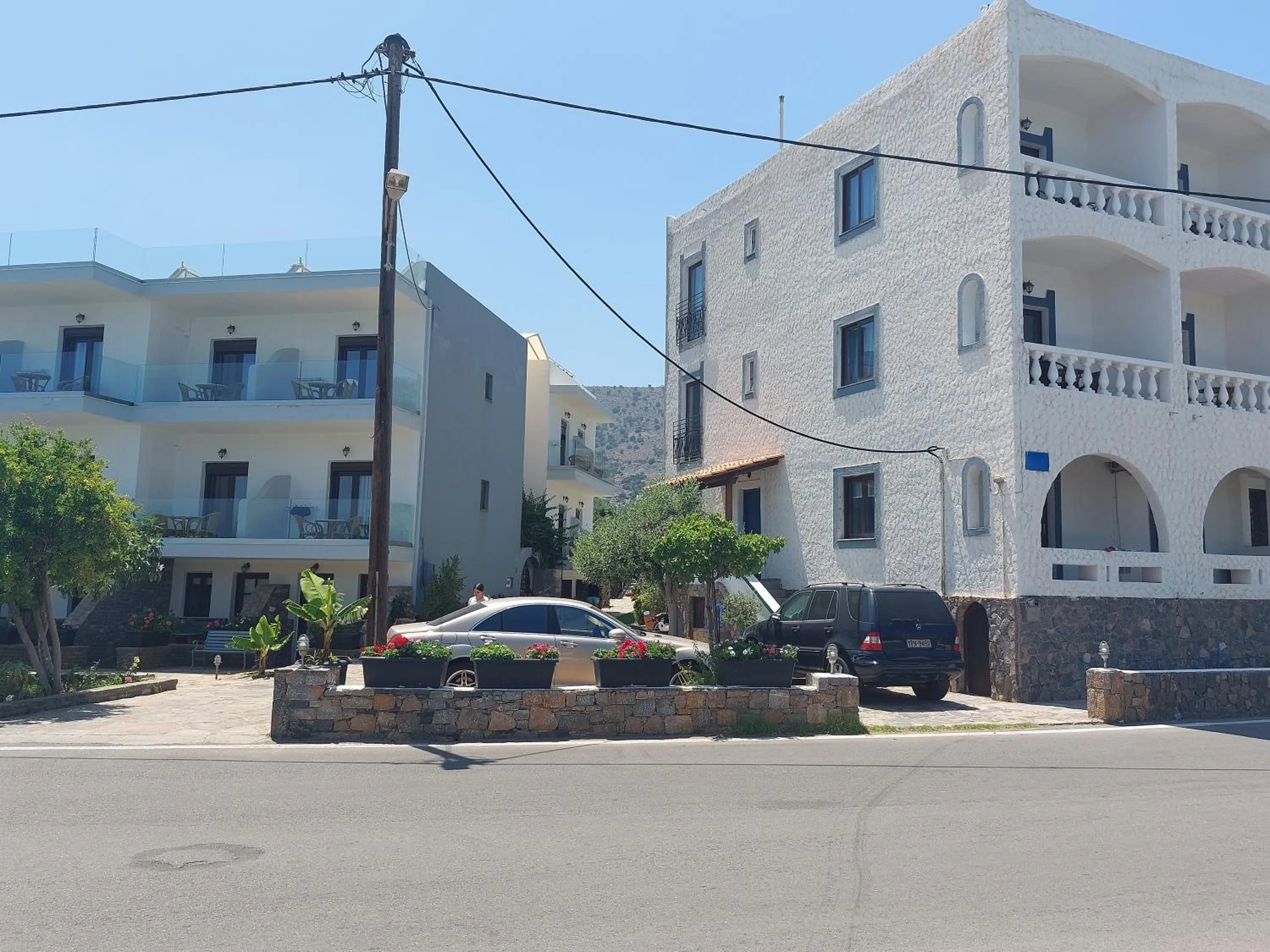 Corali Studios & Portobello Apartments