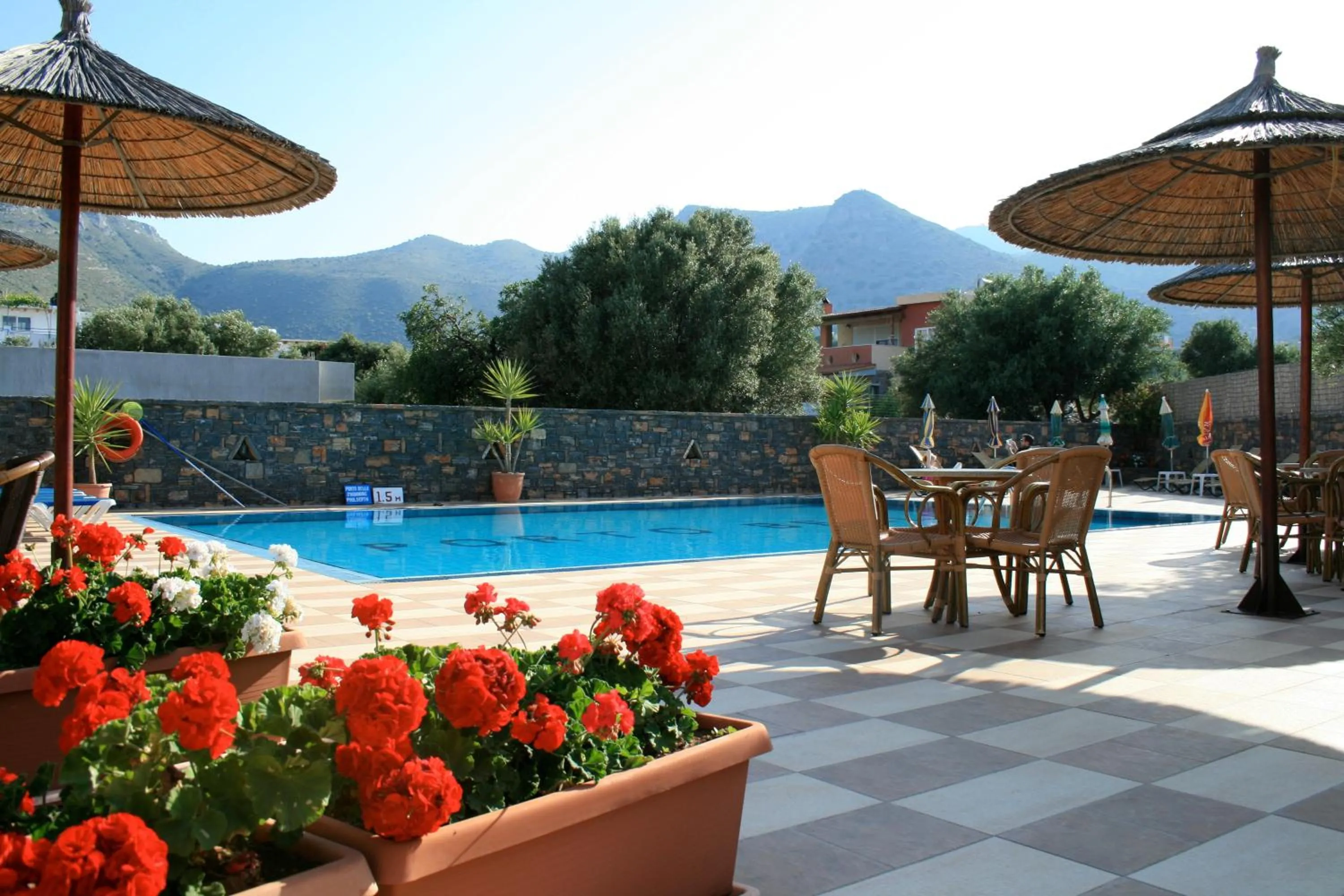 Spring in Corali Studios & Portobello Apartments