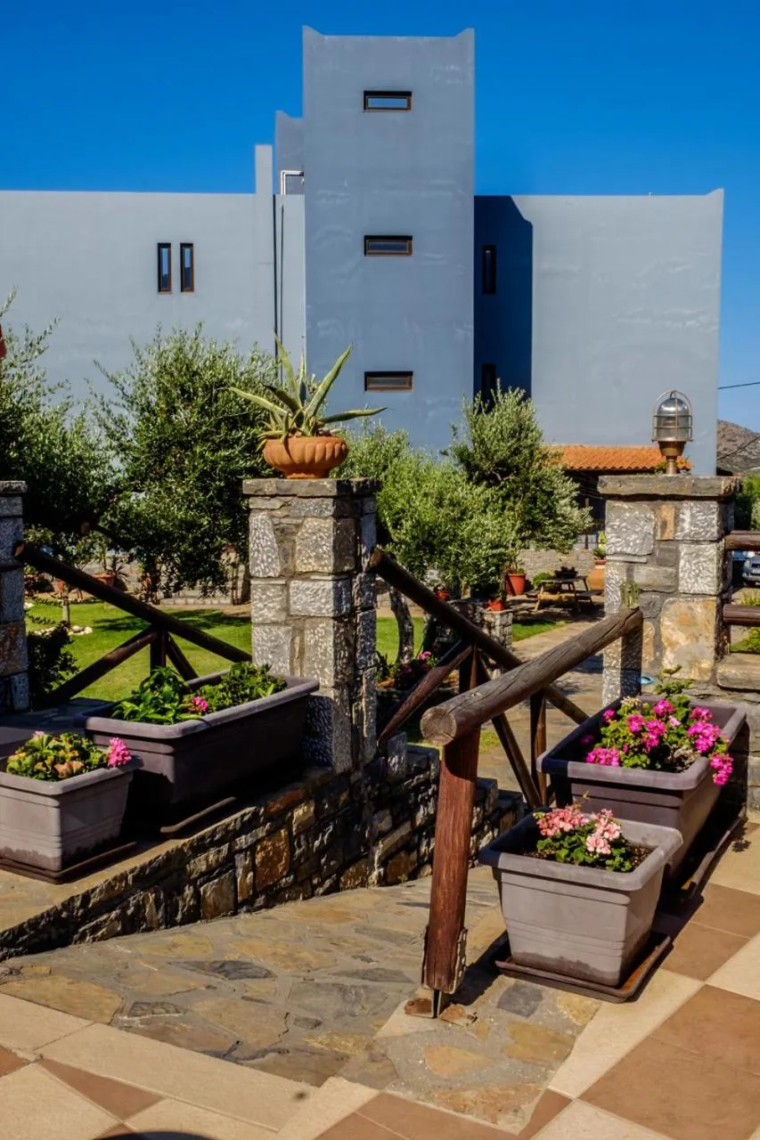 Corali Studios & Portobello Apartments
