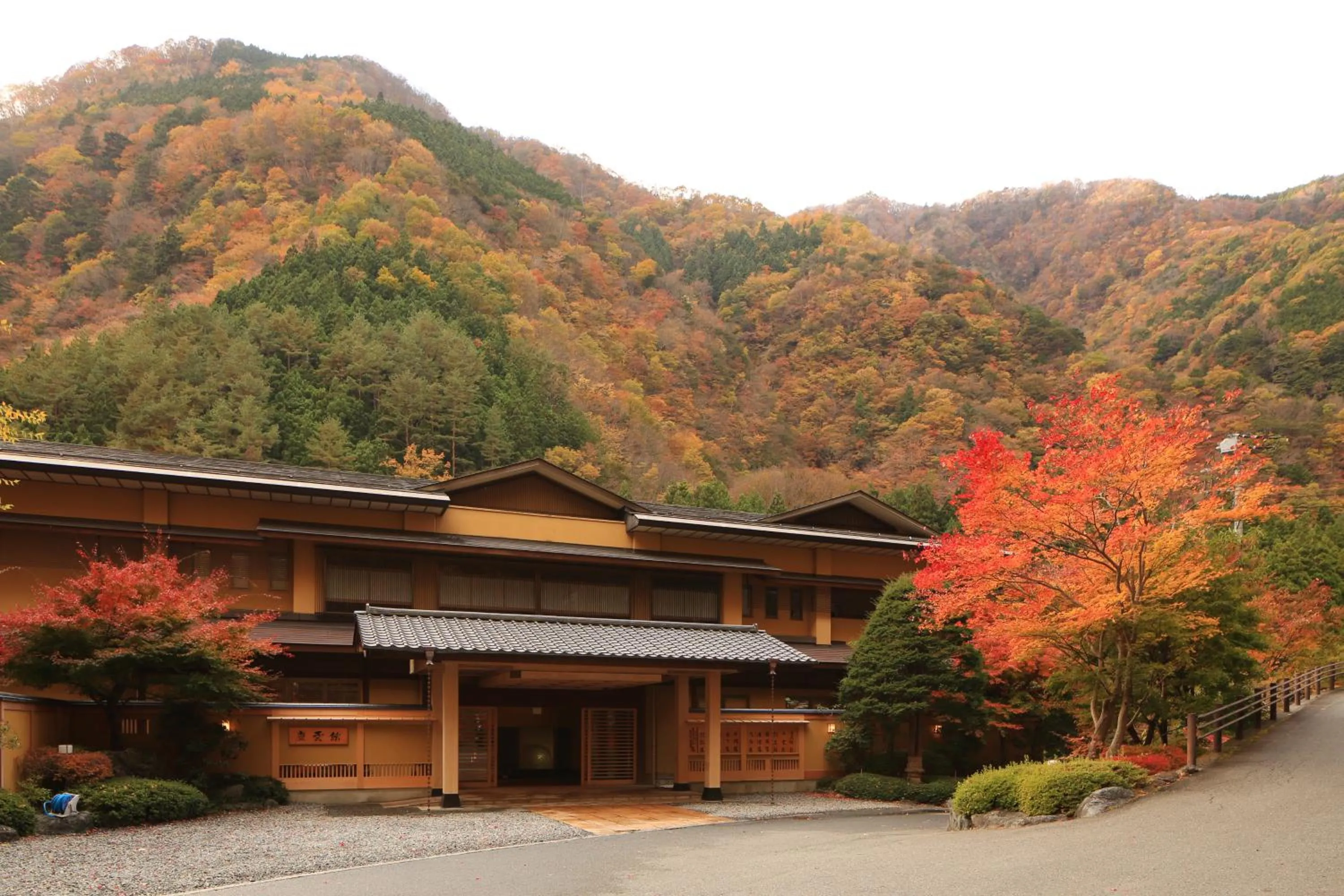Property building in Nishiyama Onsen Keiunkan