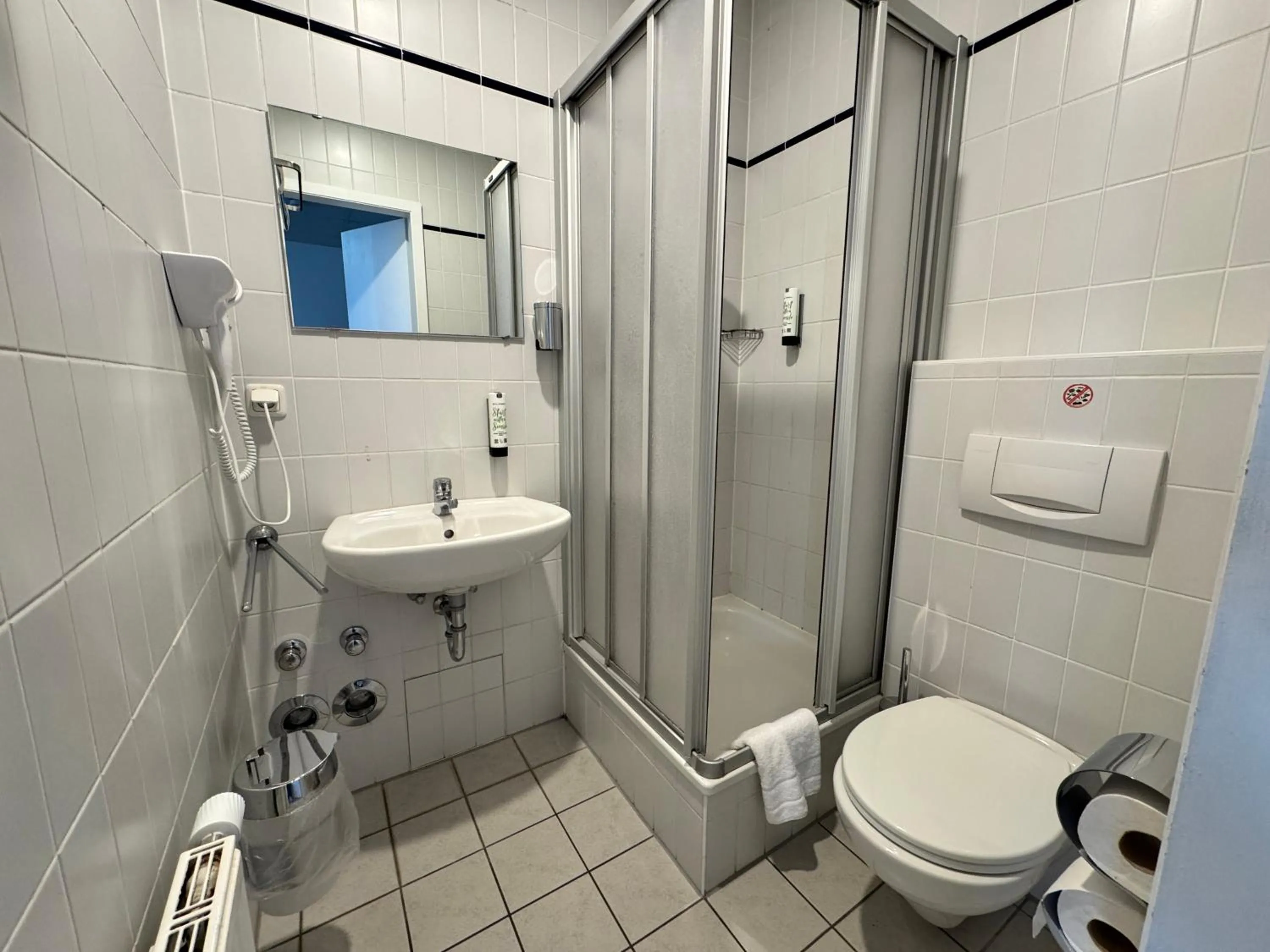 Shower in Parkhotel Viktoria