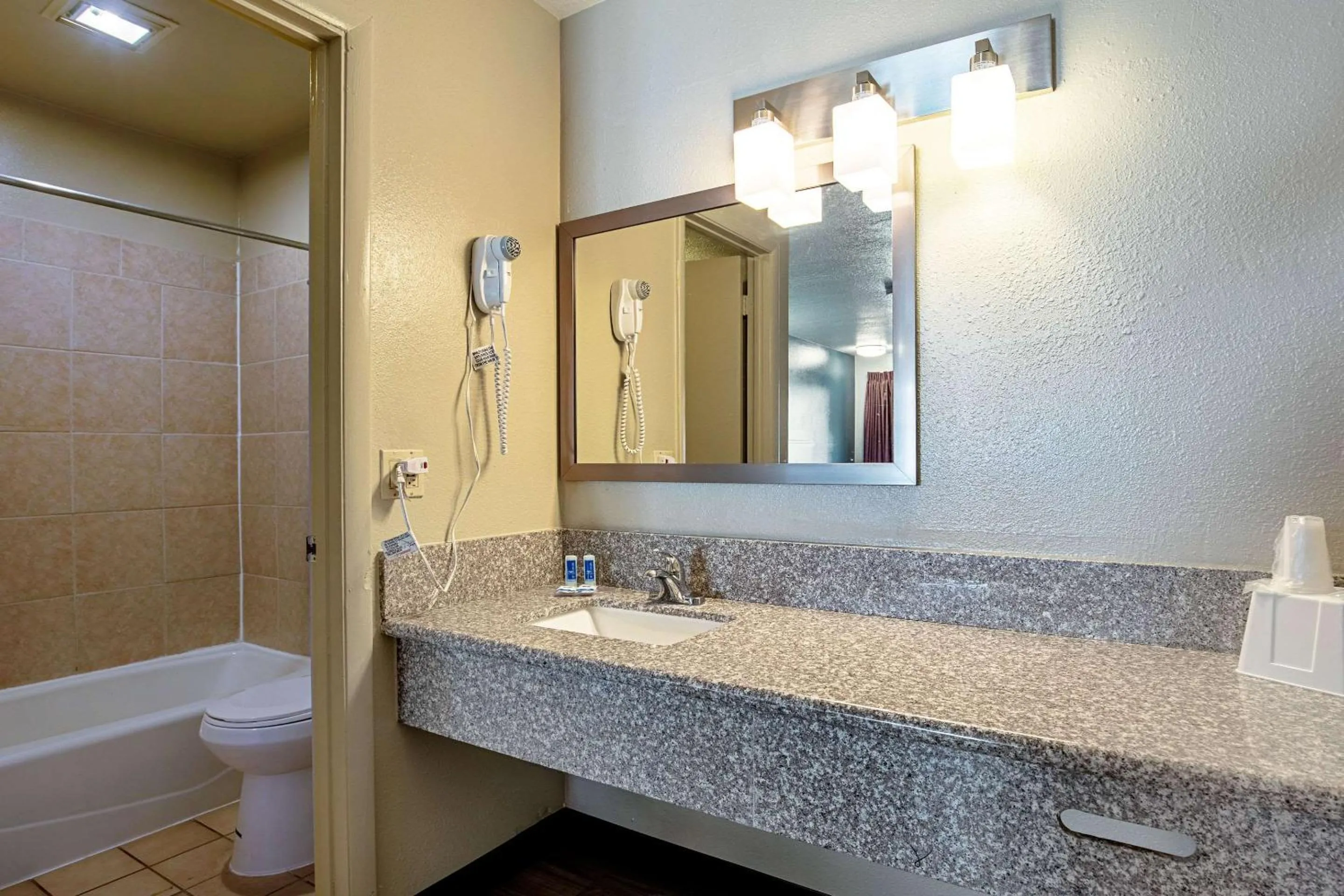 Photo of the whole room in Rodeway Inn St George North - Near Pioneer Park