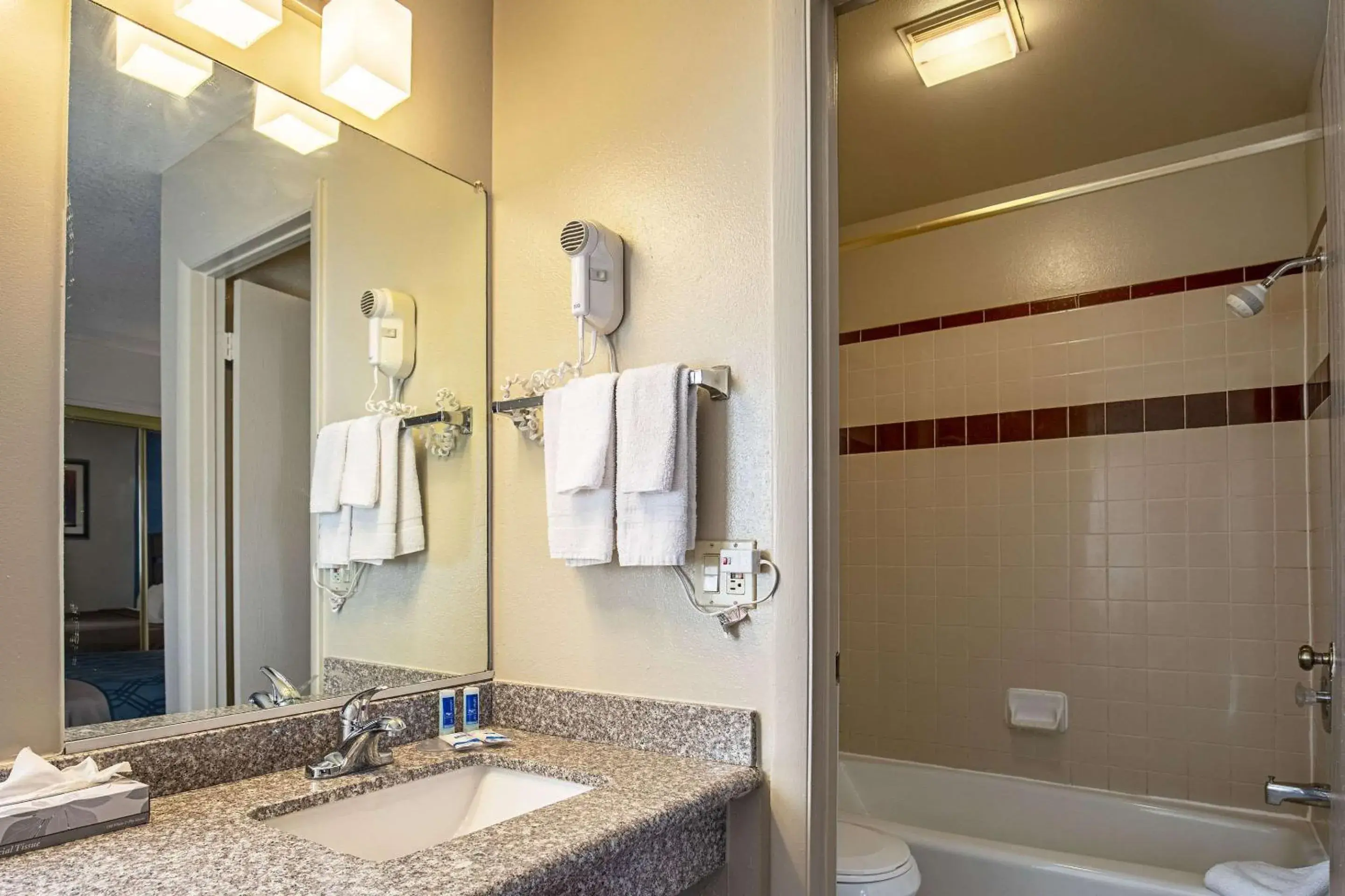 Photo of the whole room in Rodeway Inn St George North - Near Pioneer Park Photo of the whole room in Rodeway Inn St George North - Near Pioneer Park