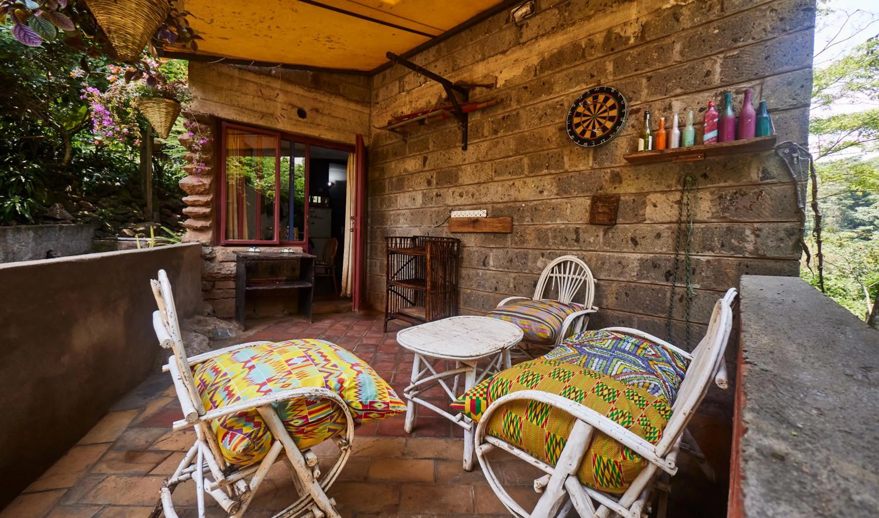 Patio in Villa Rock Stop Falls Gigiri