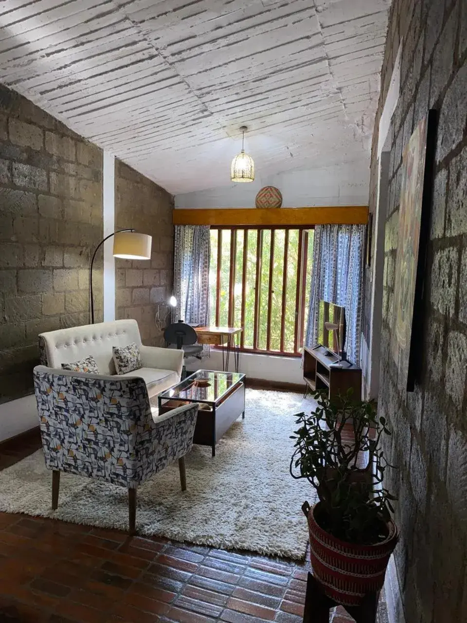 Executive Suite in Villa Rock Stop Falls Gigiri Executive Suite in Villa Rock Stop Falls Gigiri