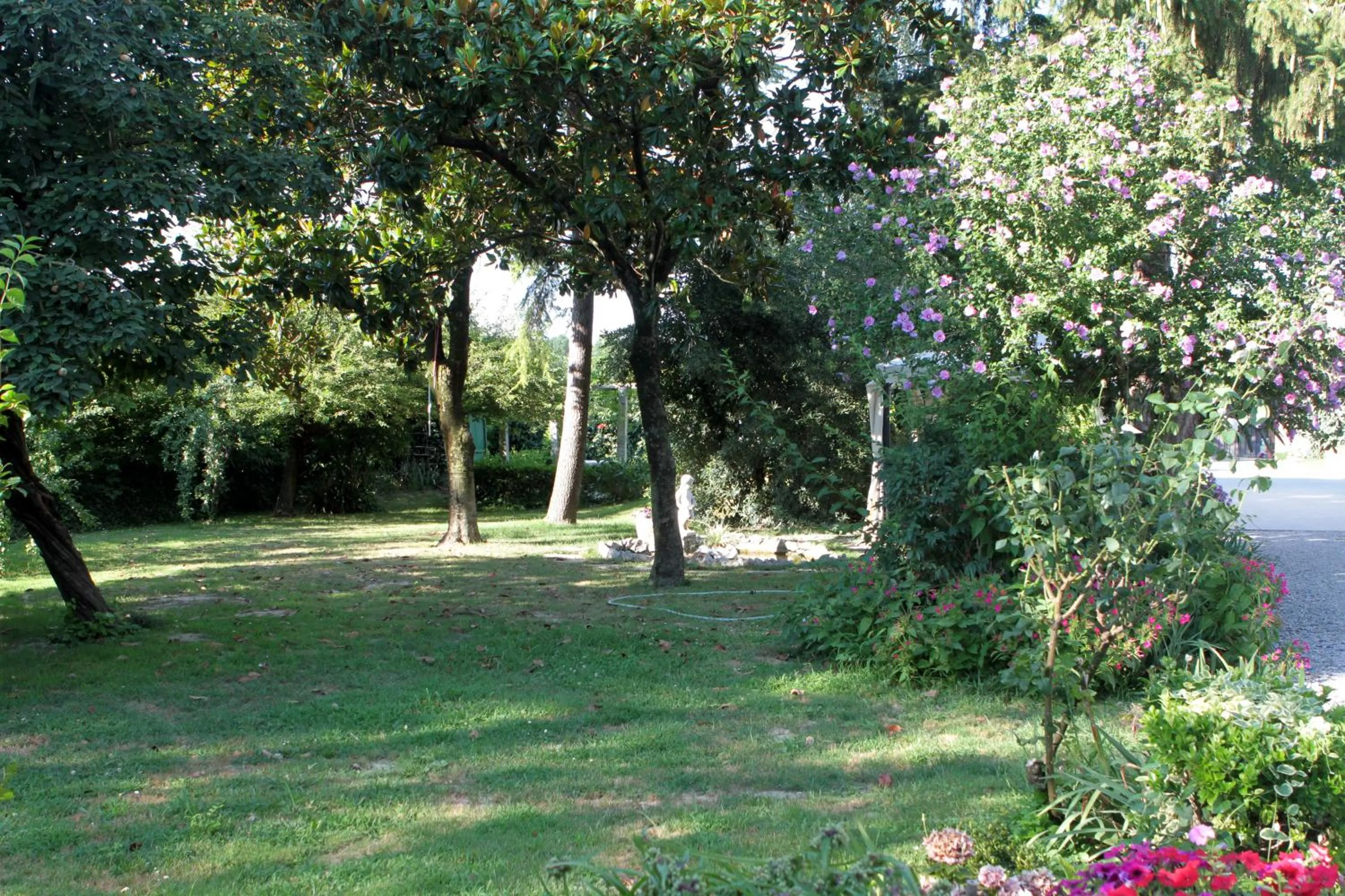 Garden view in b&b Bigolin Cristina