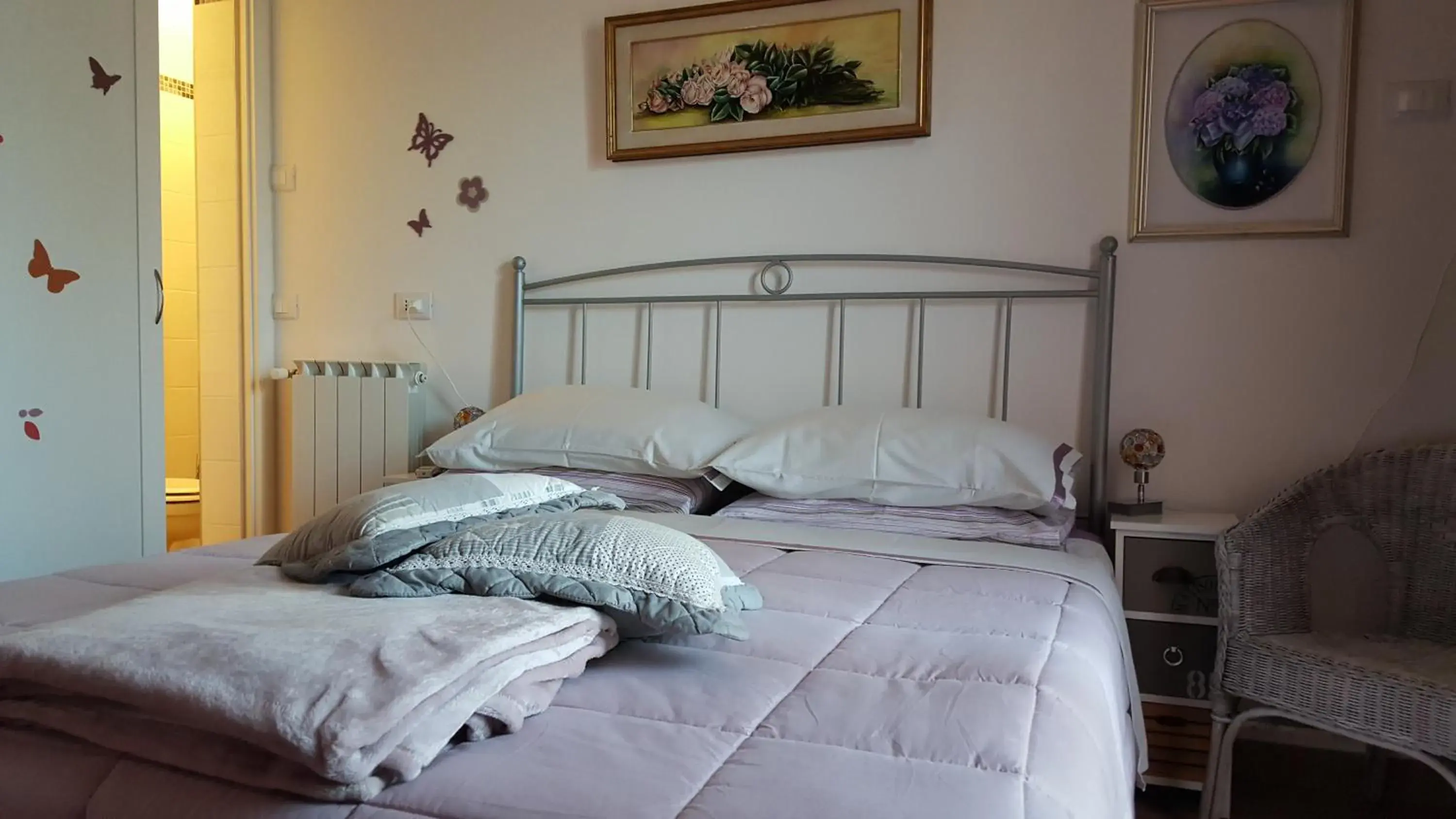 Double Room with Private Bathroom - single occupancy in b&b Bigolin Cristina Double Room with Private Bathroom - single occupancy in b&b Bigolin Cristina