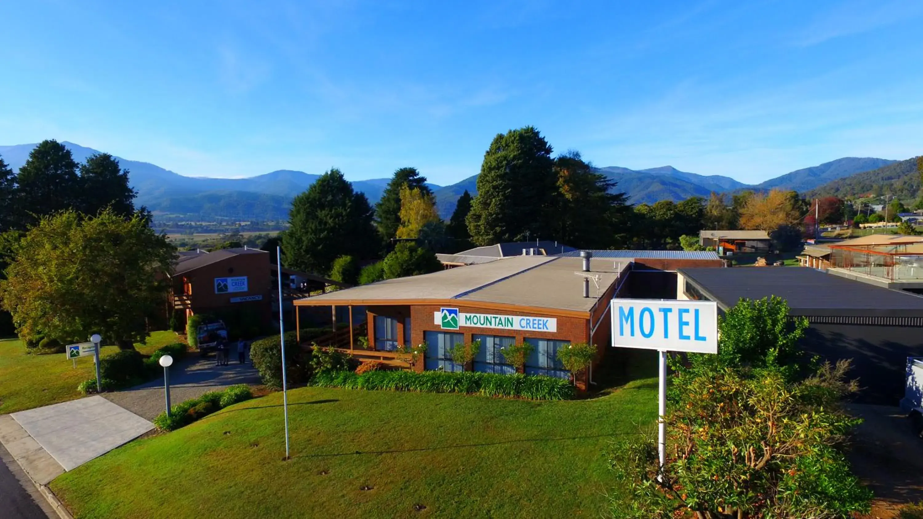 Bird's eye view in Mountain Creek Motel Bar & Restaurant Bird's eye view in Mountain Creek Motel Bar & Restaurant