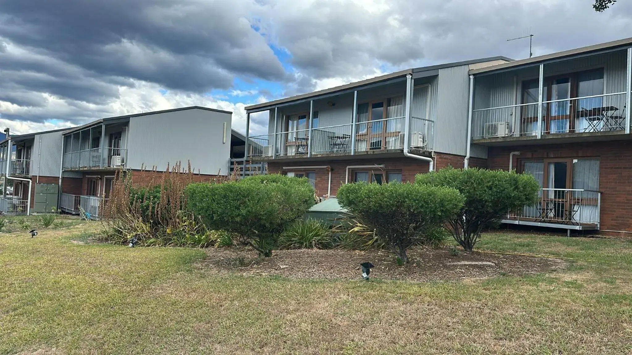 Mountain Creek Motel Bar & Restaurant Mountain Creek Motel Bar & Restaurant