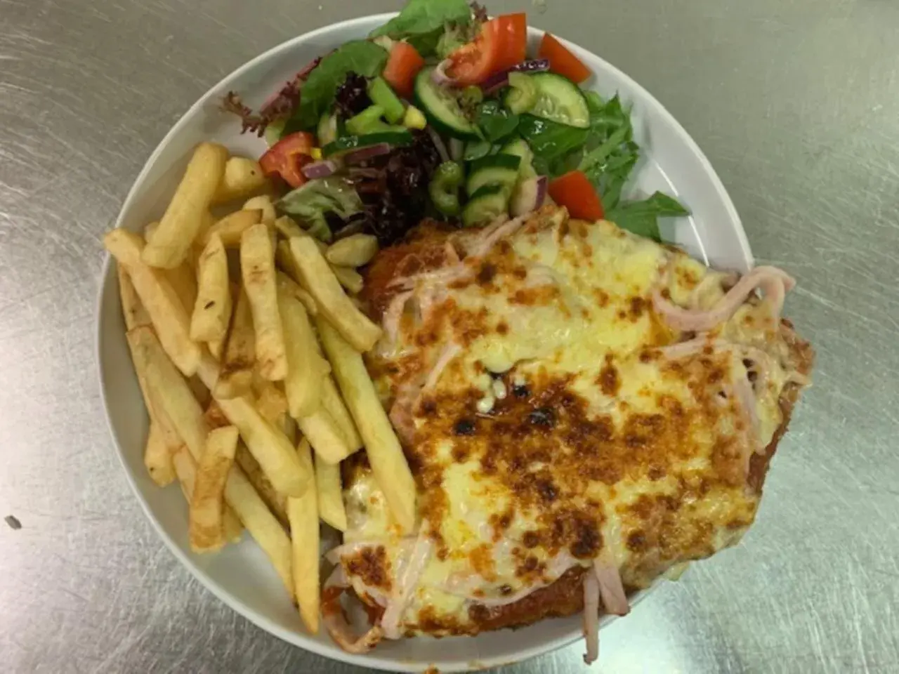 Restaurant/places to eat in Mountain Creek Motel Bar & Restaurant Restaurant/places to eat in Mountain Creek Motel Bar & Restaurant