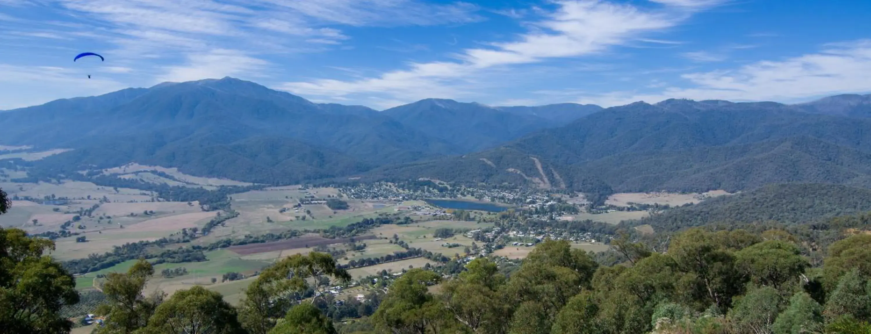 Mountain view in Mountain Creek Motel Bar & Restaurant Mountain view in Mountain Creek Motel Bar & Restaurant