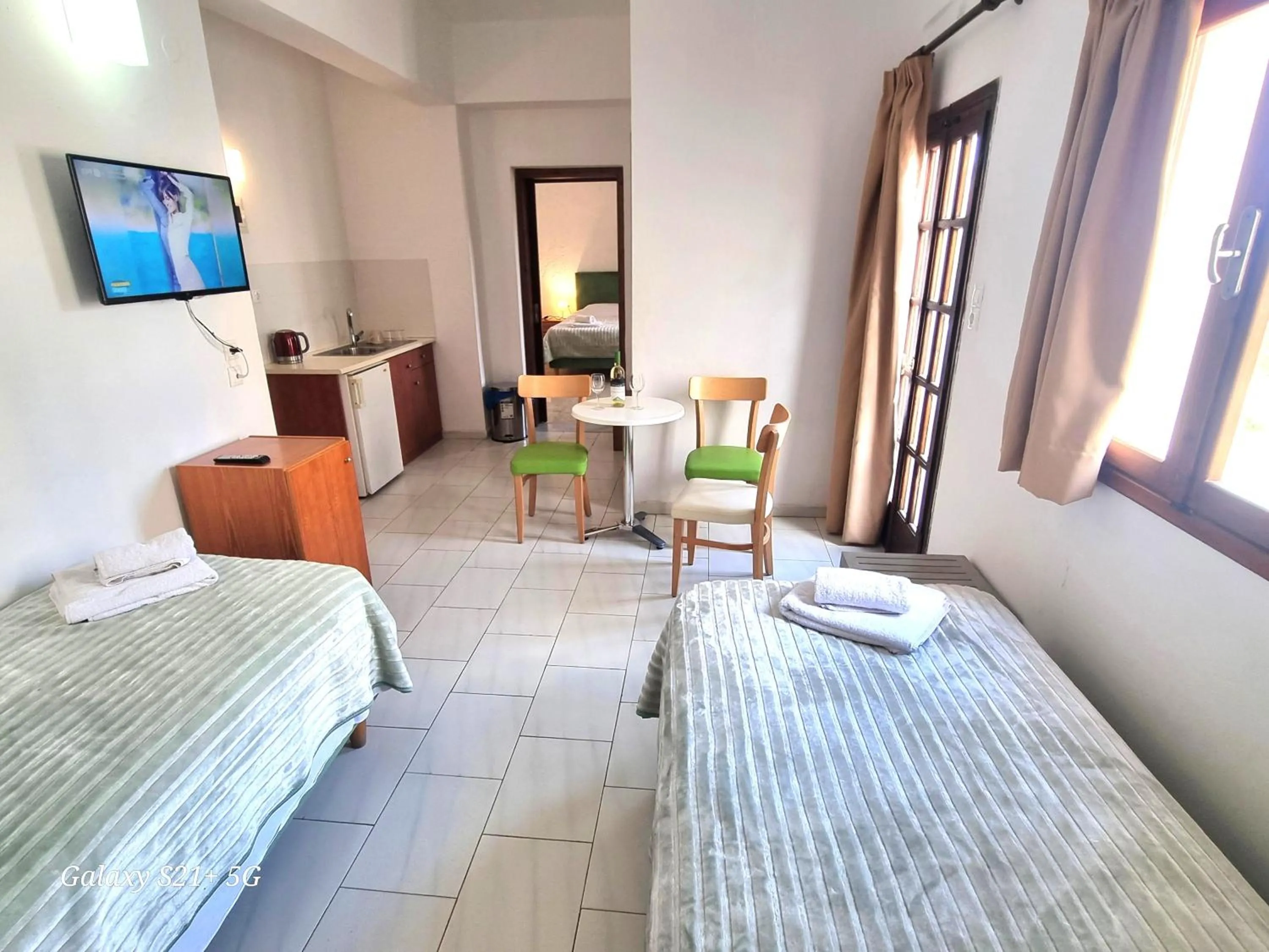 Bedroom, Bed in Arhodiko Hotel