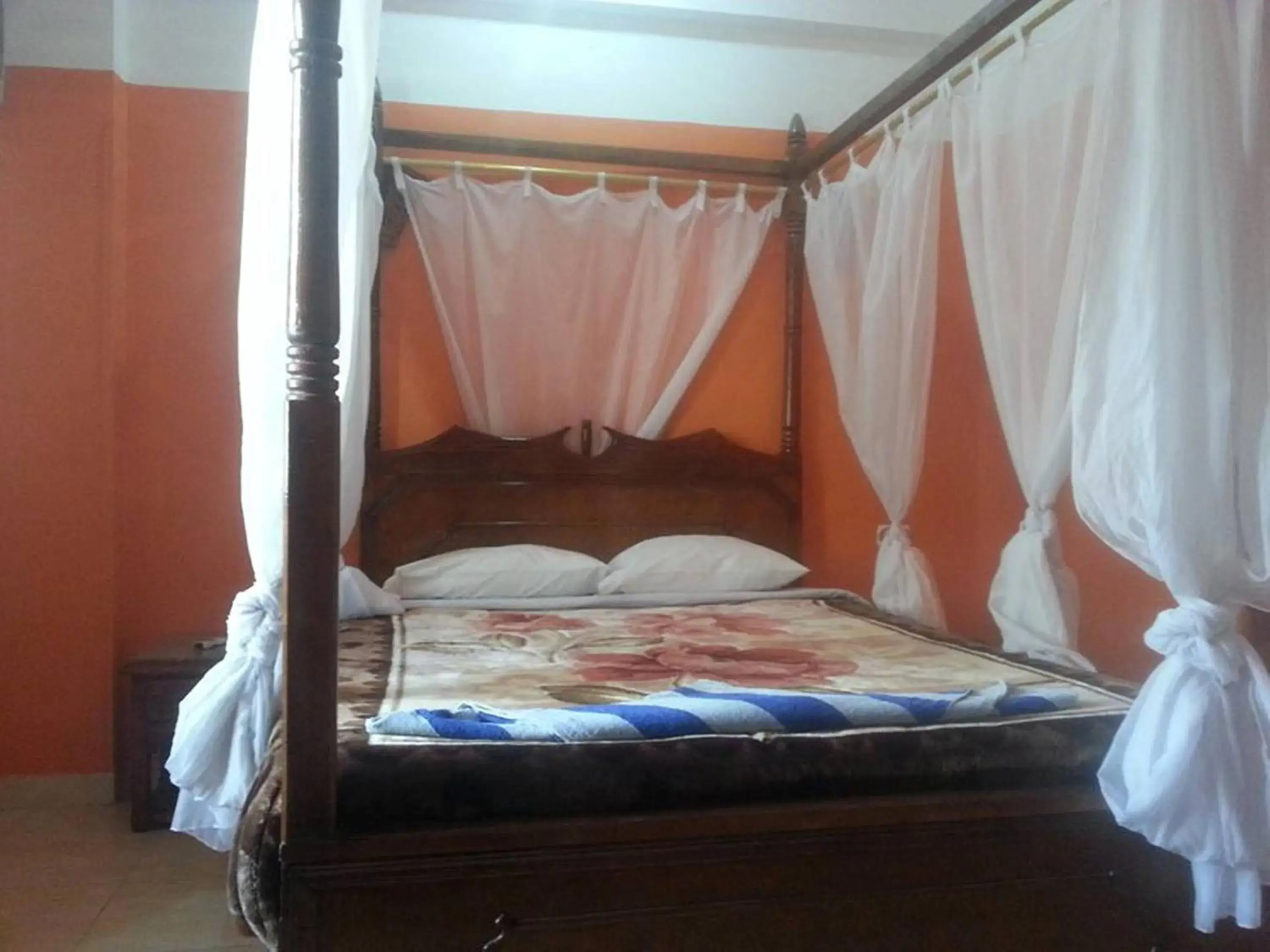 Bedroom, Bed in Cleopatra Hotel Luxor Bedroom, Bed in Cleopatra Hotel Luxor