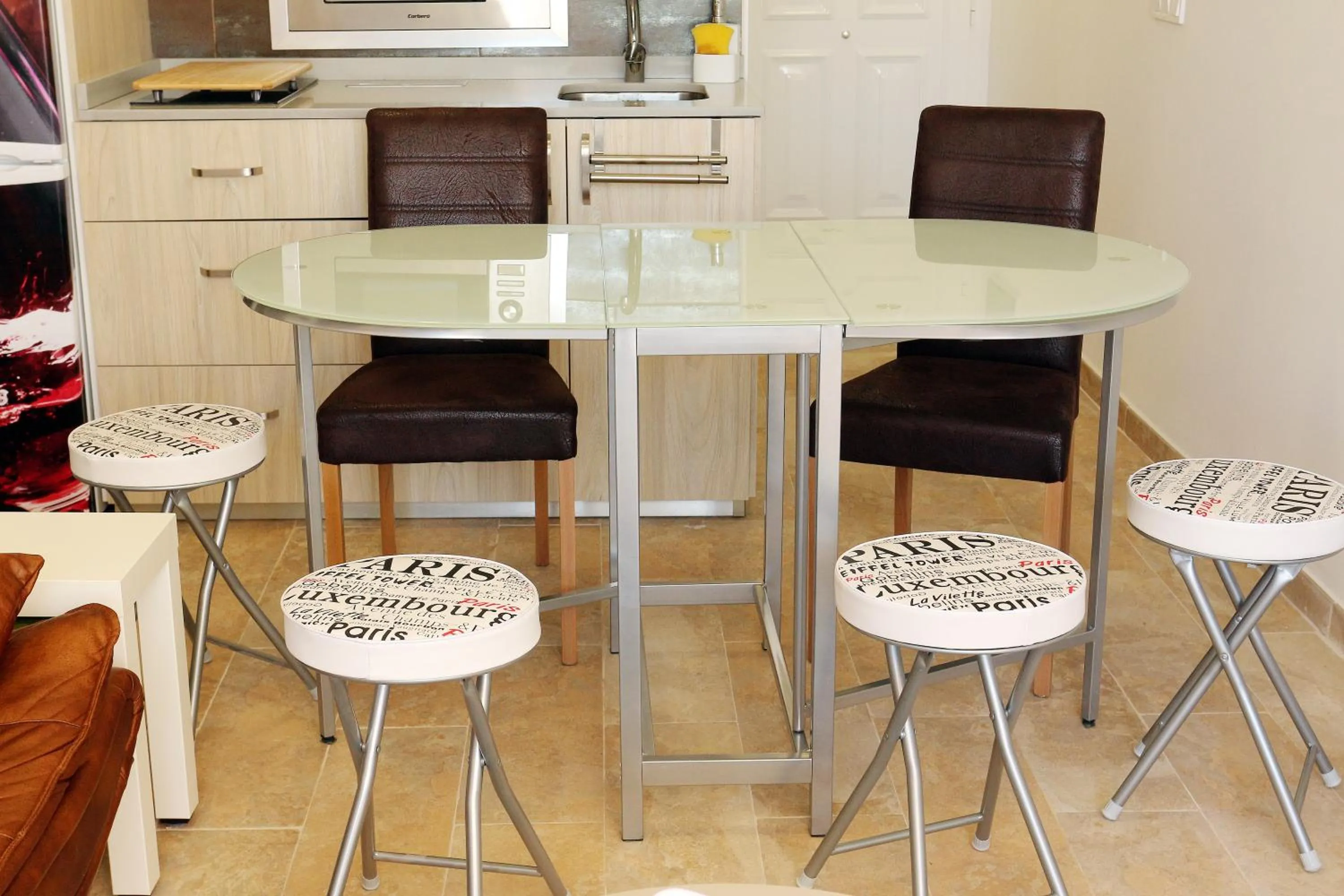 Dining area in Central and functional