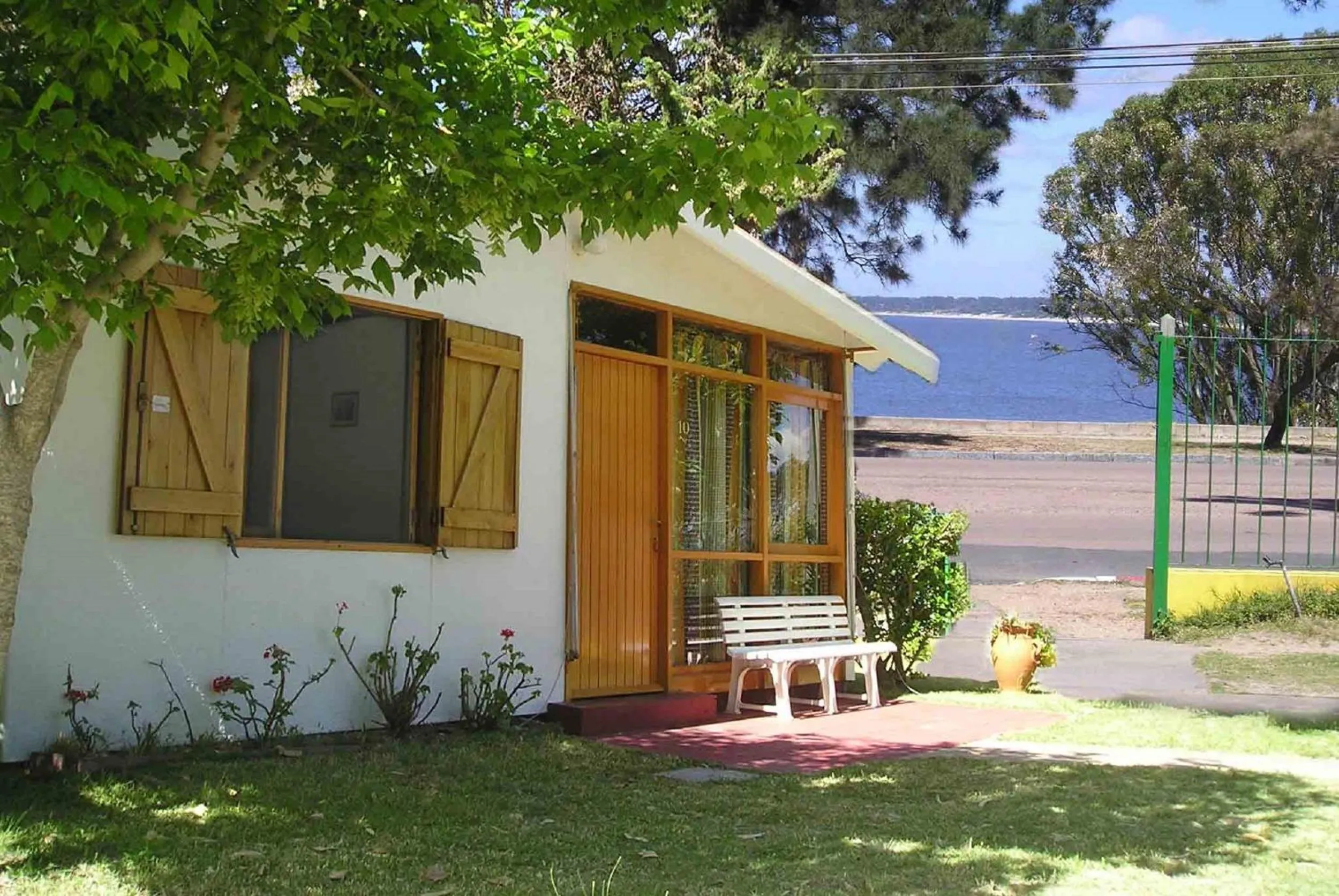 Facade/entrance in Paradise Complejo Turístico