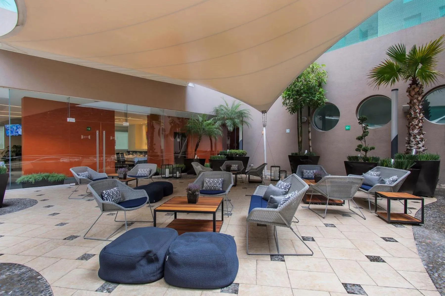 Patio in Hotel Novit