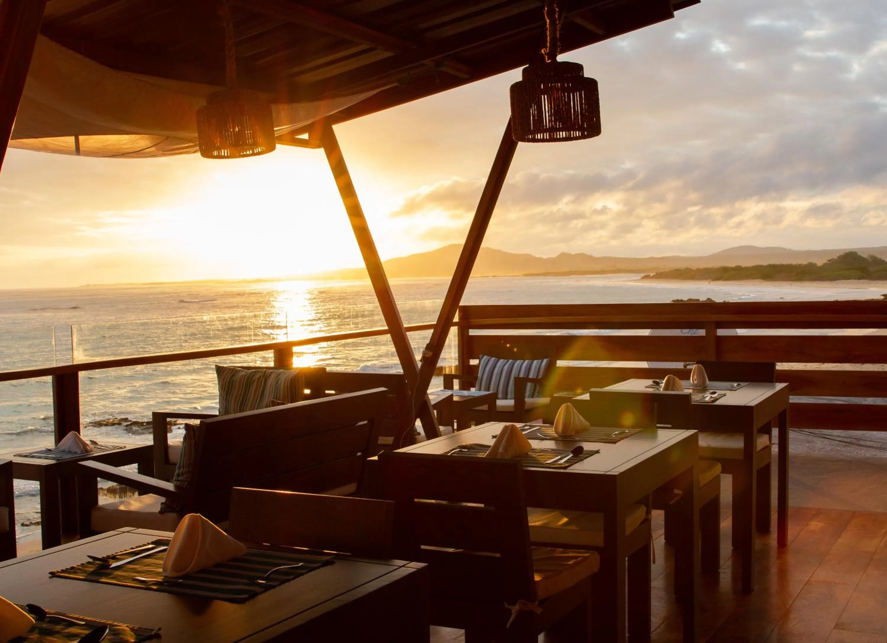 Lounge or bar in Cormorant Beach House