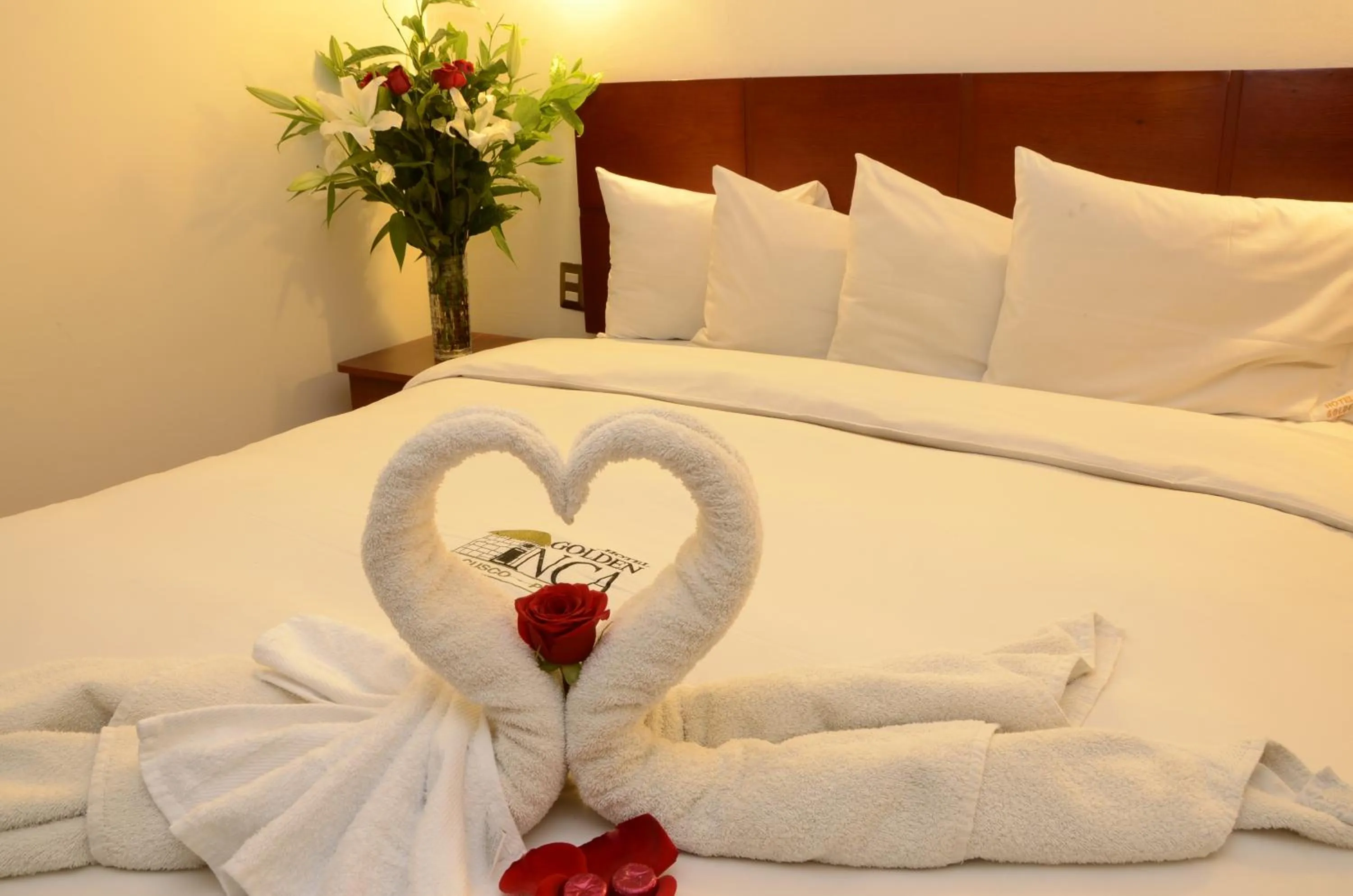Bed in Golden Inca Hotel