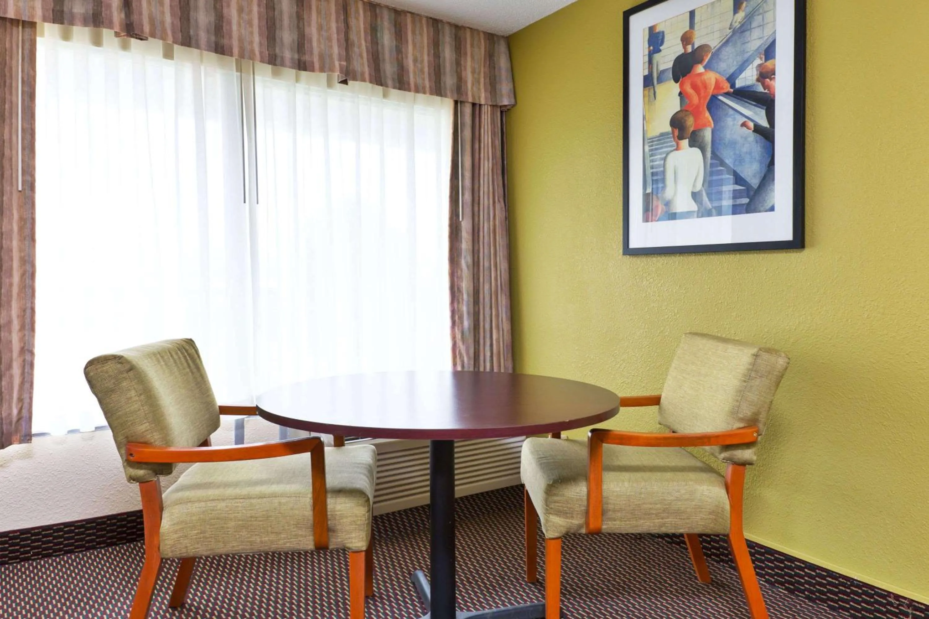 Photo of the whole room in Ramada by Wyndham Pikesville/Baltimore North