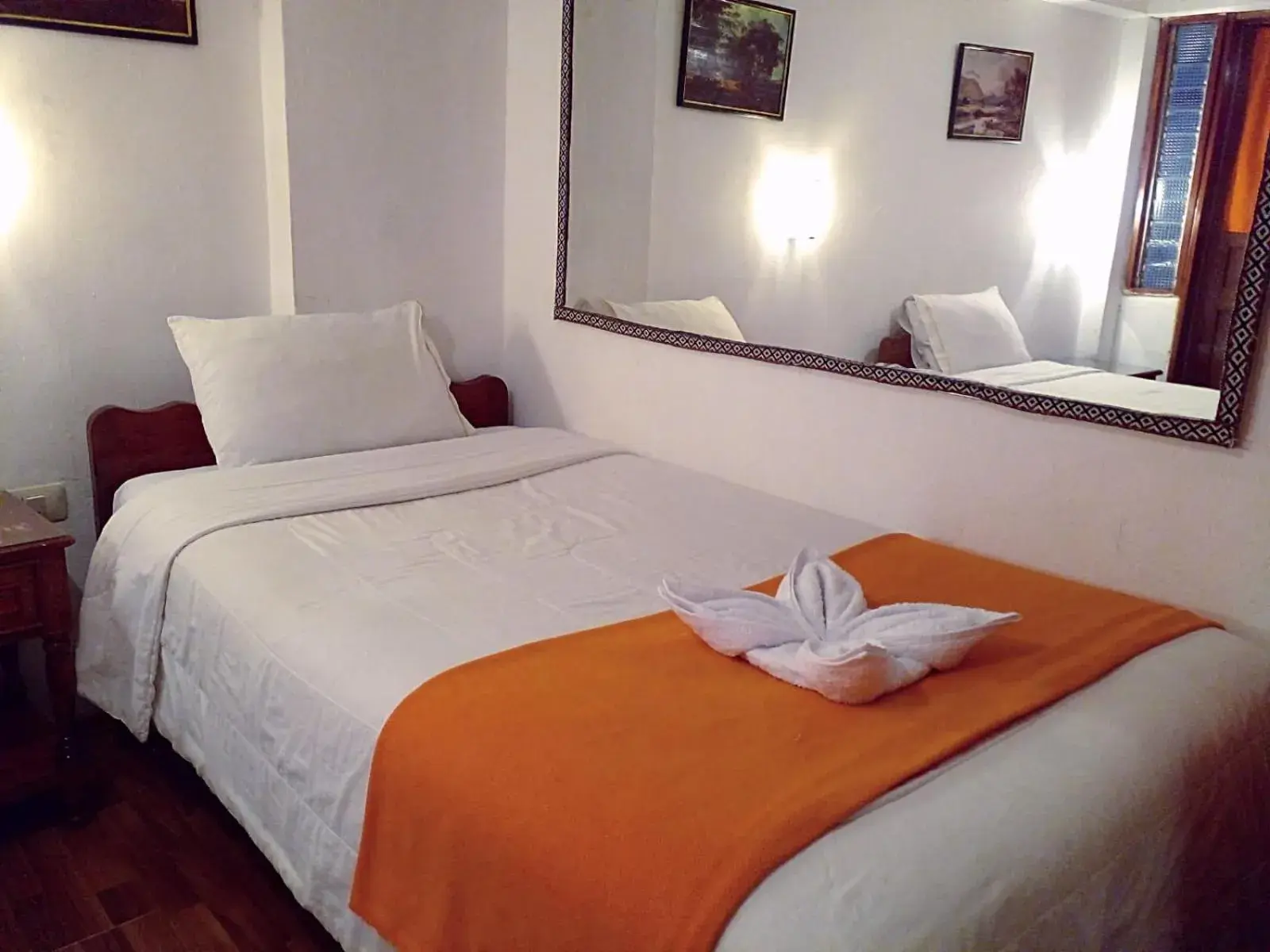 Single Room with Private Bathroom - single occupancy in Hostal Tu Hogar Single Room with Private Bathroom - single occupancy in Hostal Tu Hogar