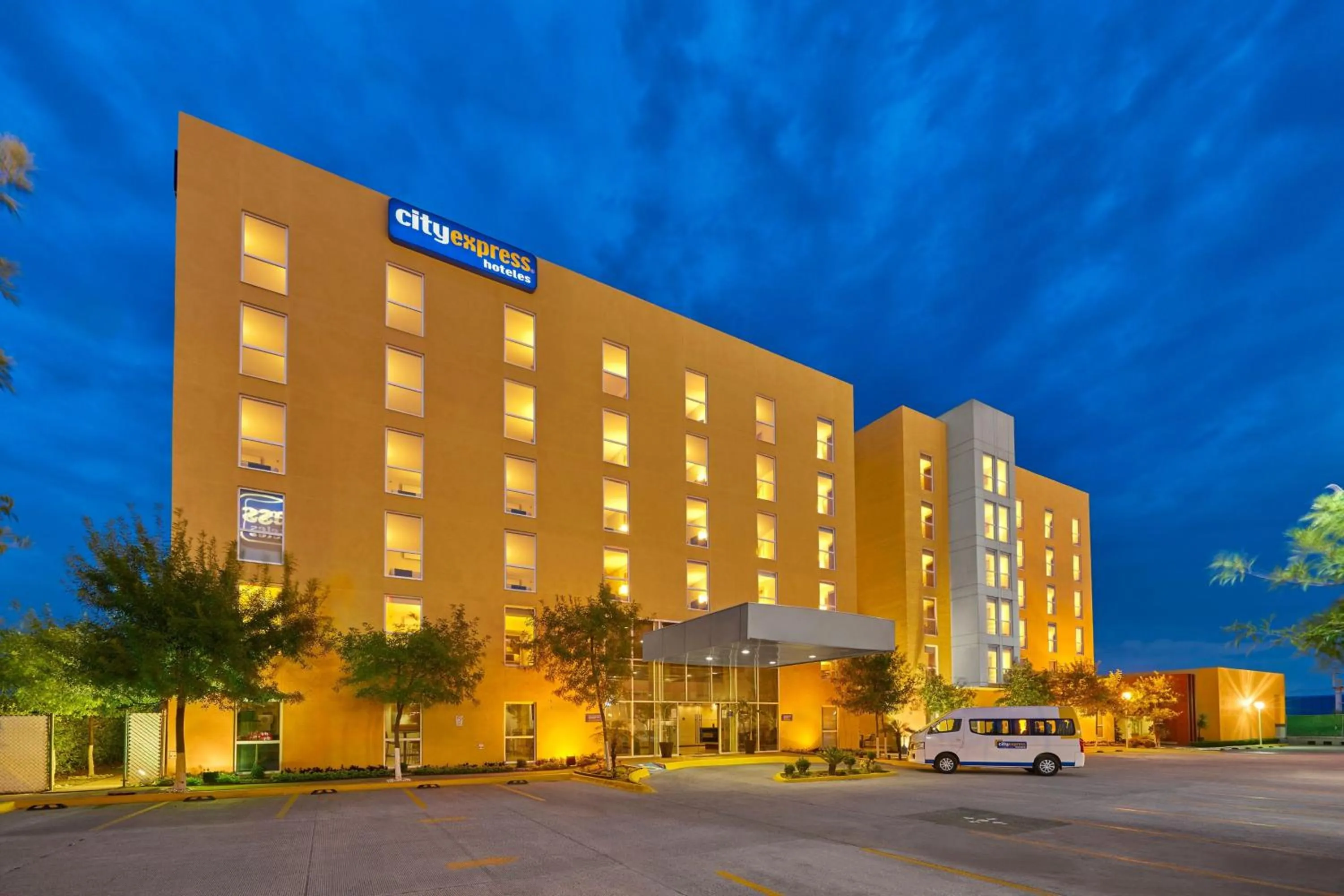 Property building in City Express by Marriott Tepotzotlán