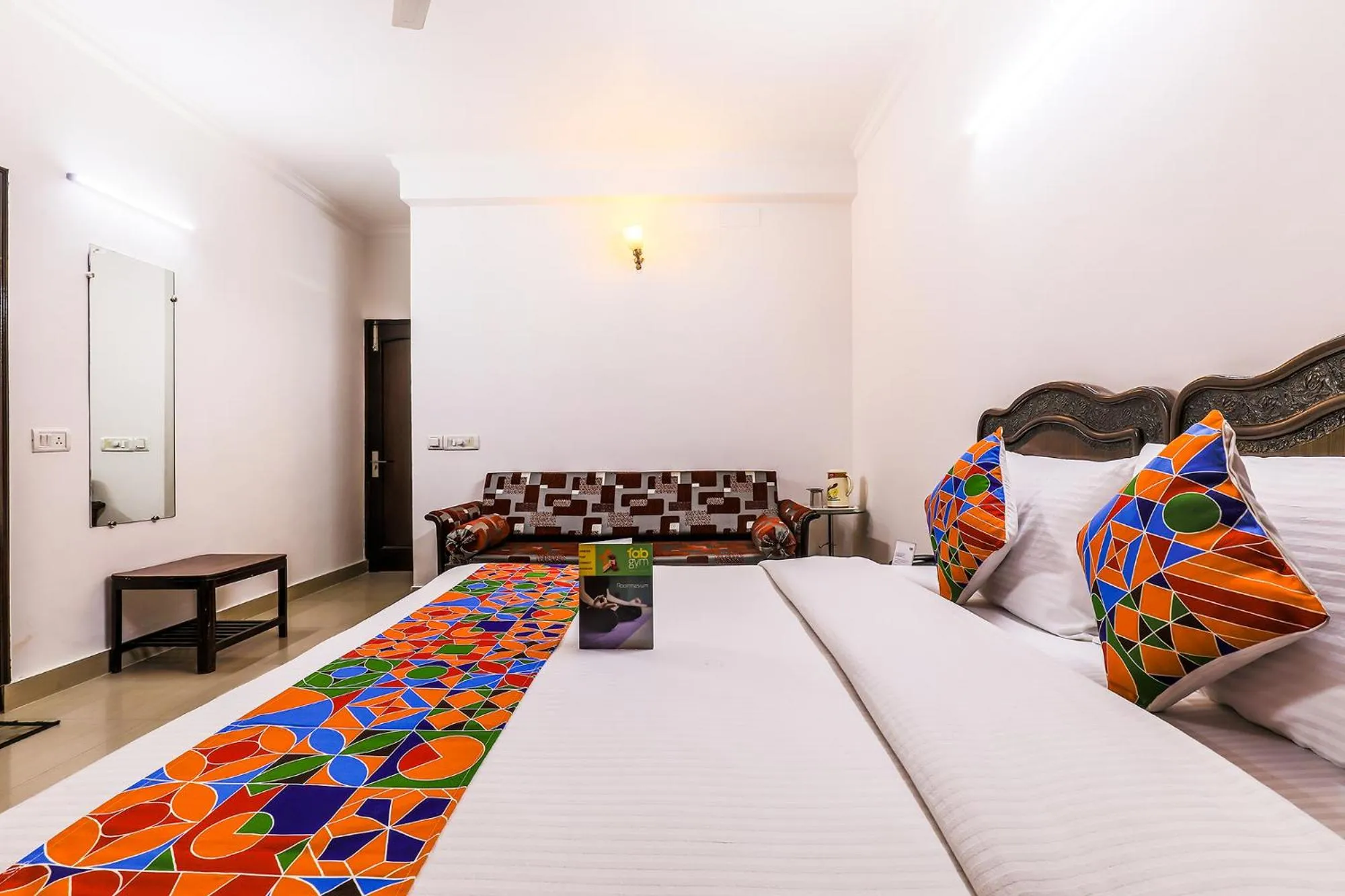 TV and multimedia, Bed in FabExpress Hemkunt Mansion