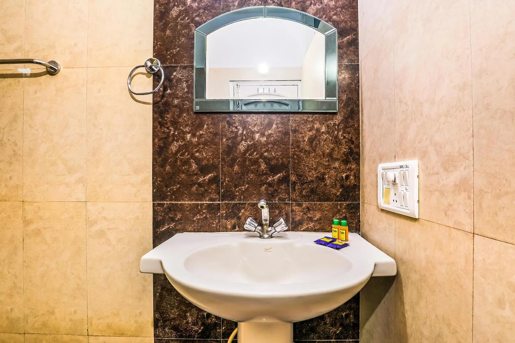 Toilet in FabExpress Hemkunt Mansion