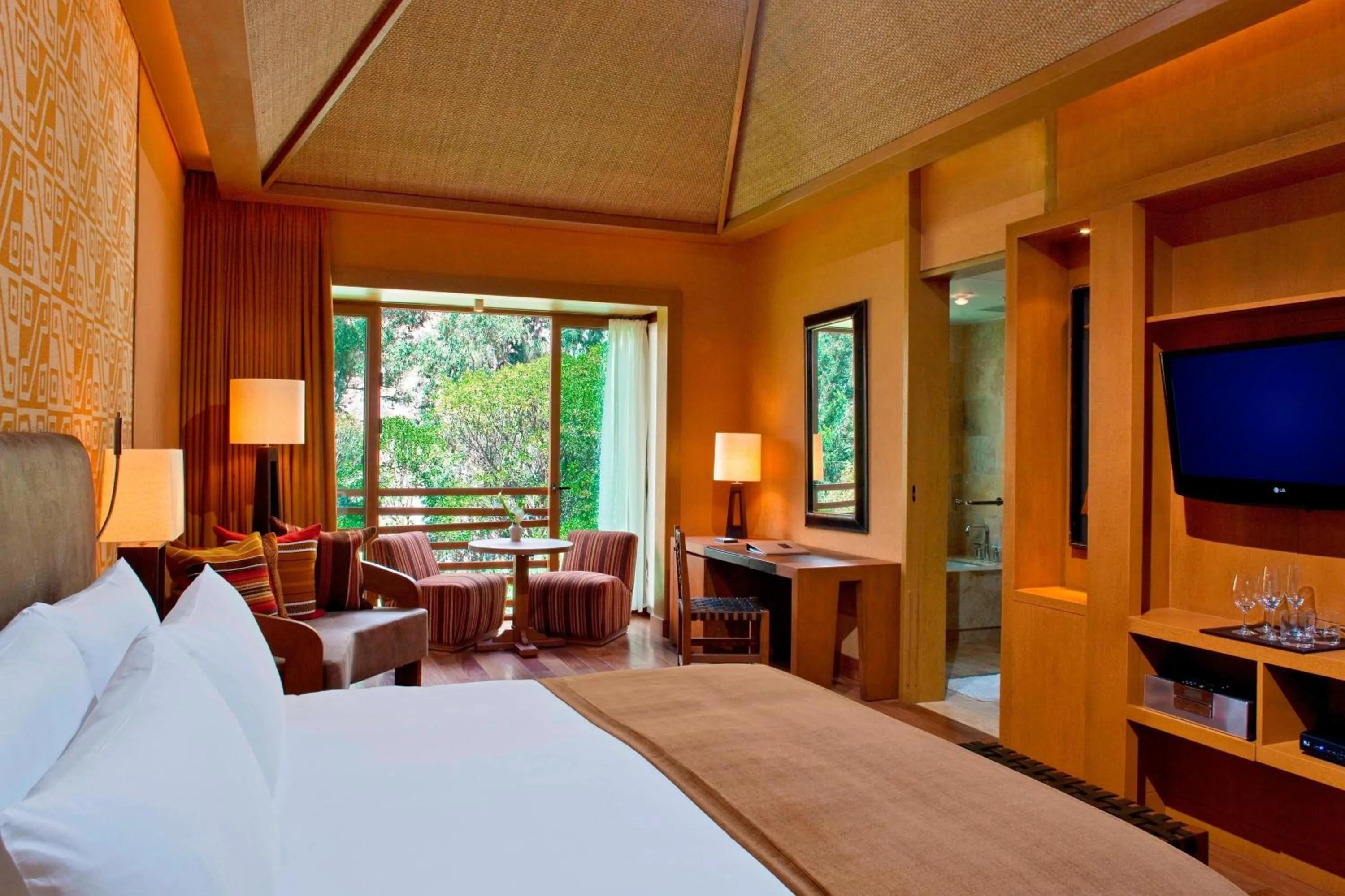 Photo of the whole room, Bed in Tambo del Inka, a Luxury Collection Resort & Spa, Valle Sagrado