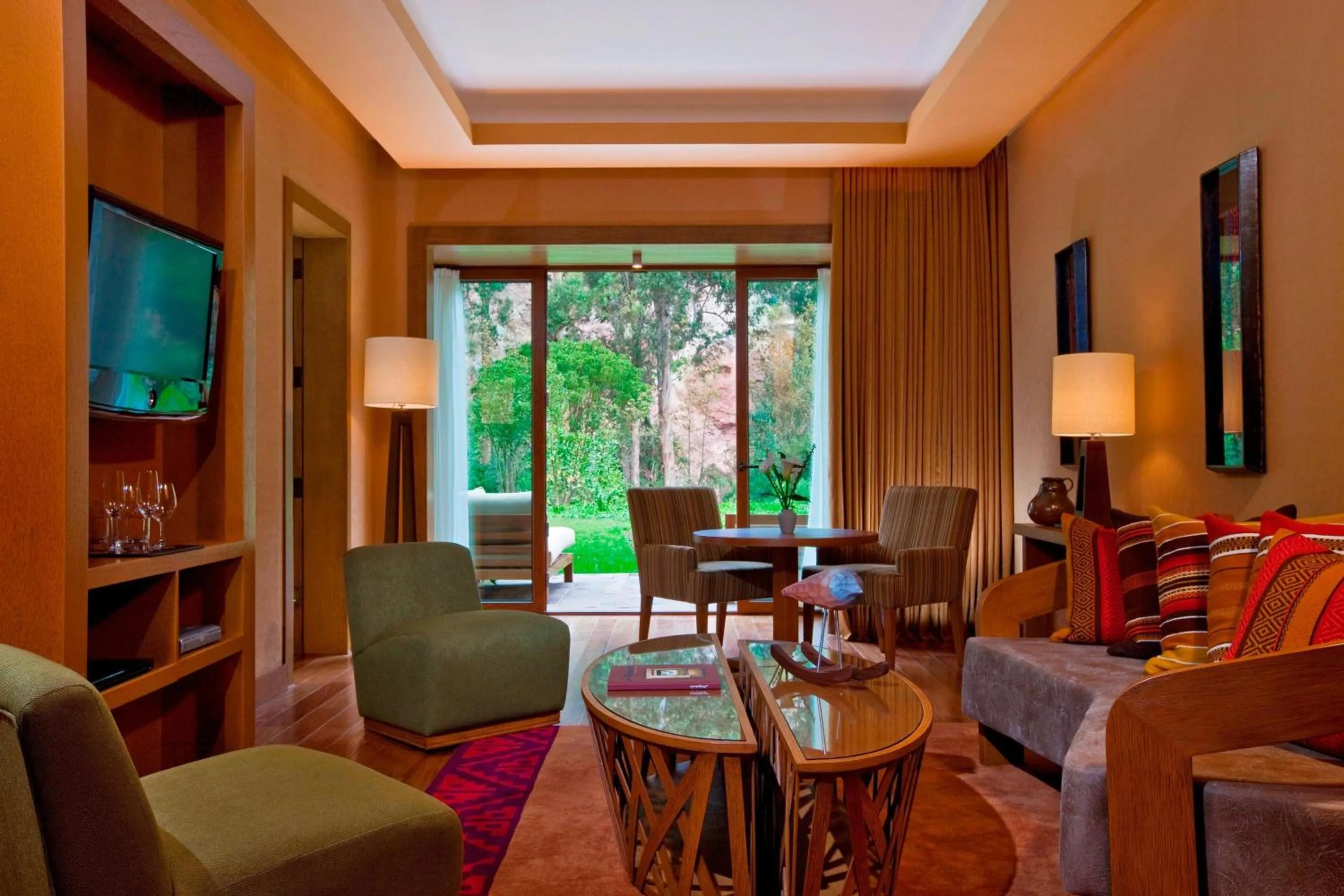 Living room in Tambo del Inka, a Luxury Collection Resort & Spa, Valle Sagrado