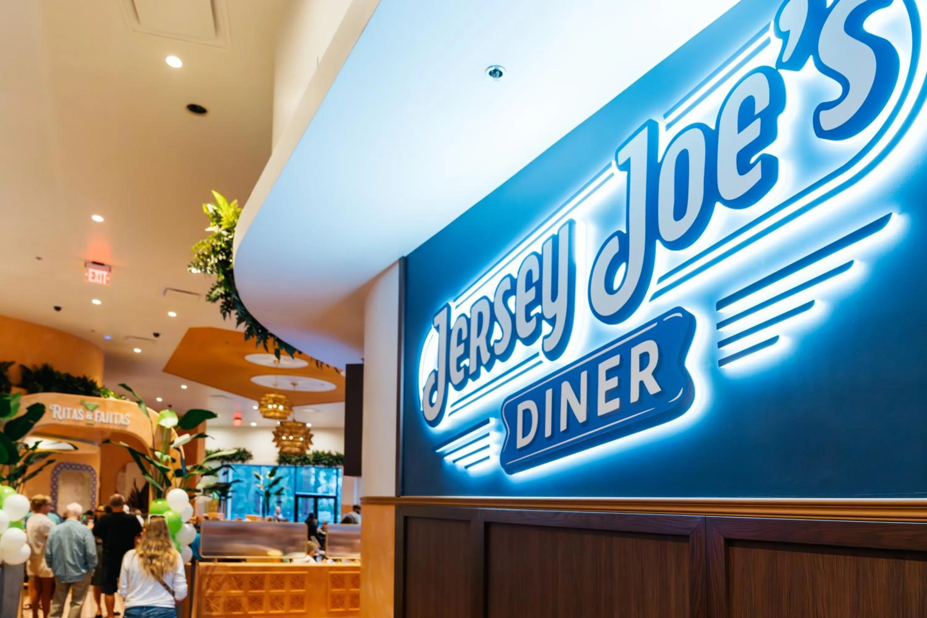 CasaBlanca Resort, Casino, Golf & Spa