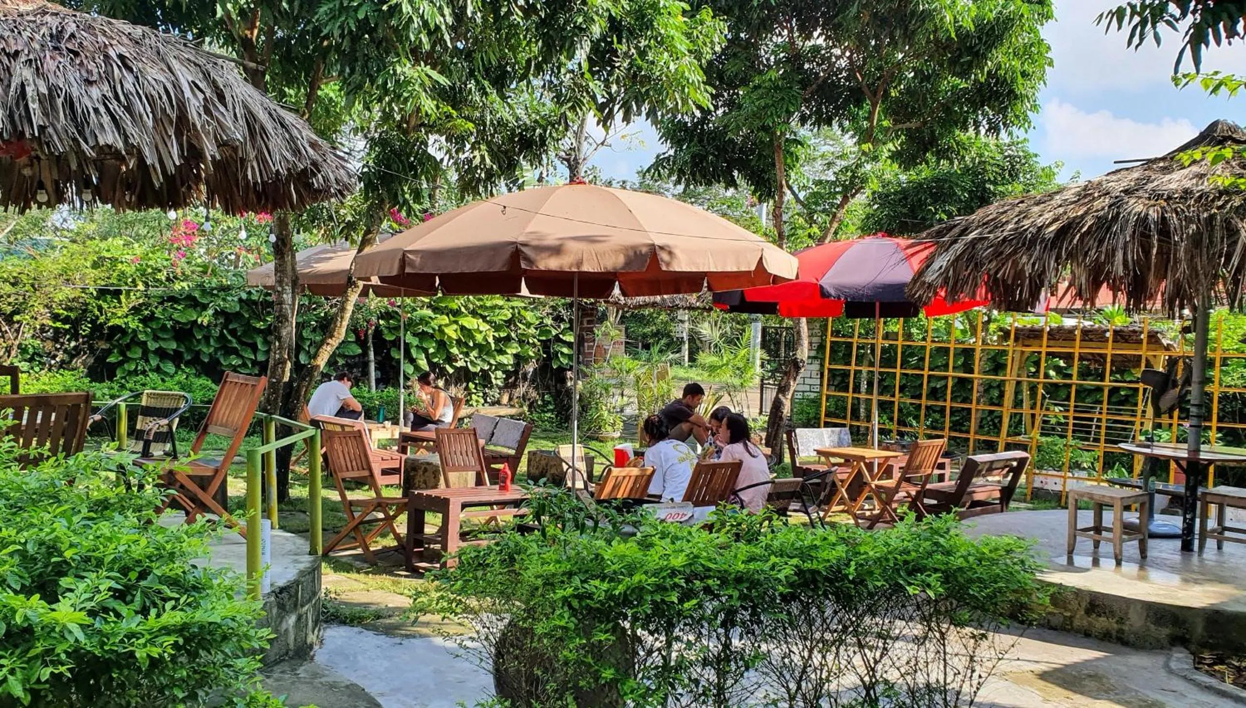 Garden in Ninh Binh Bamboo Farmstay