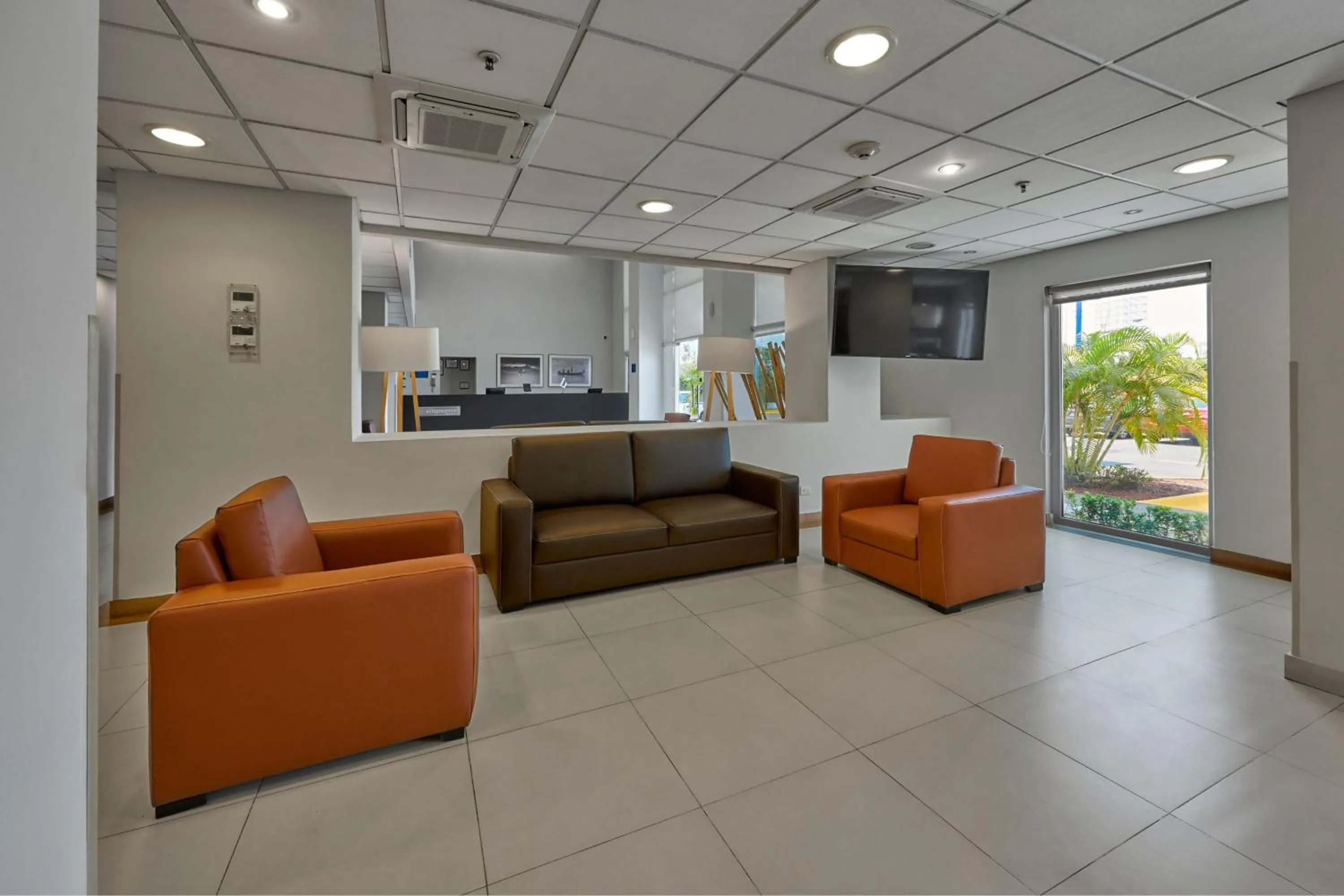 Living room in City Express by Marriott Lazaro Cardenas