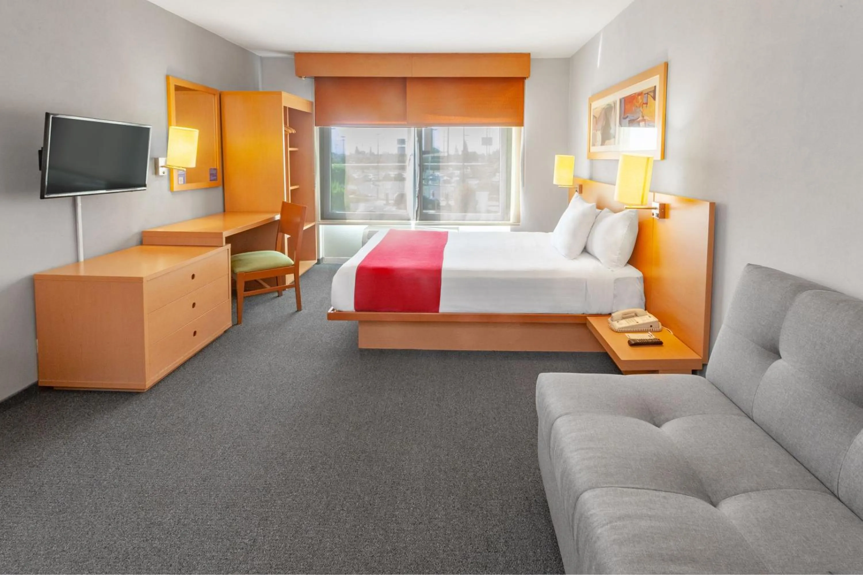 Photo of the whole room, Bed in City Express by Marriott Celaya Parque