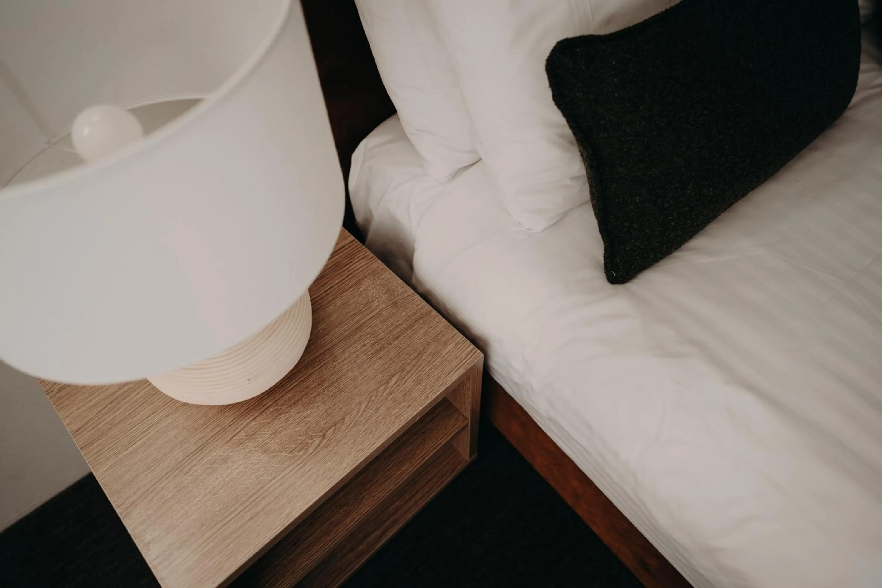 Bed in Albany Motel & Apartments