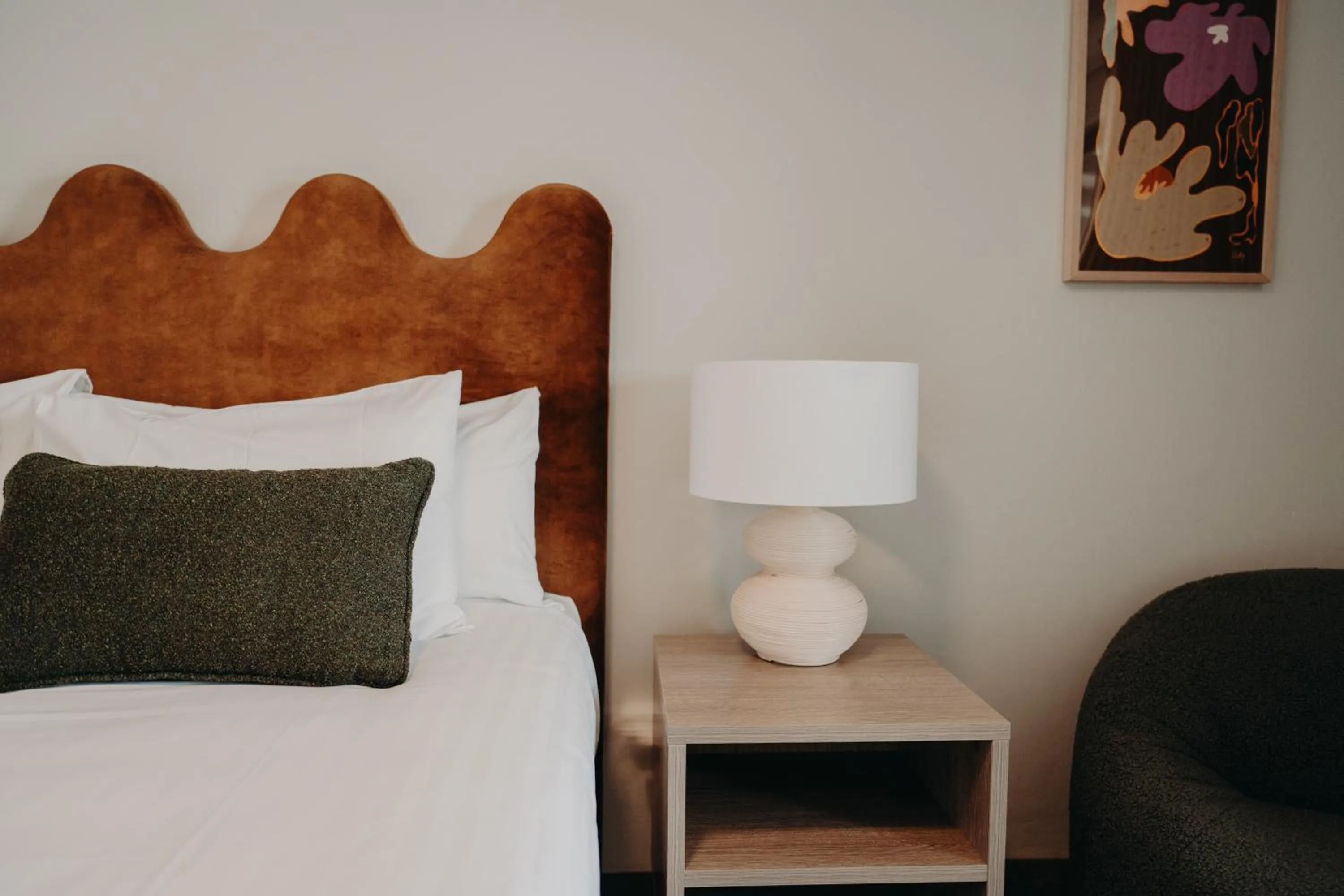 Bed in Albany Motel & Apartments