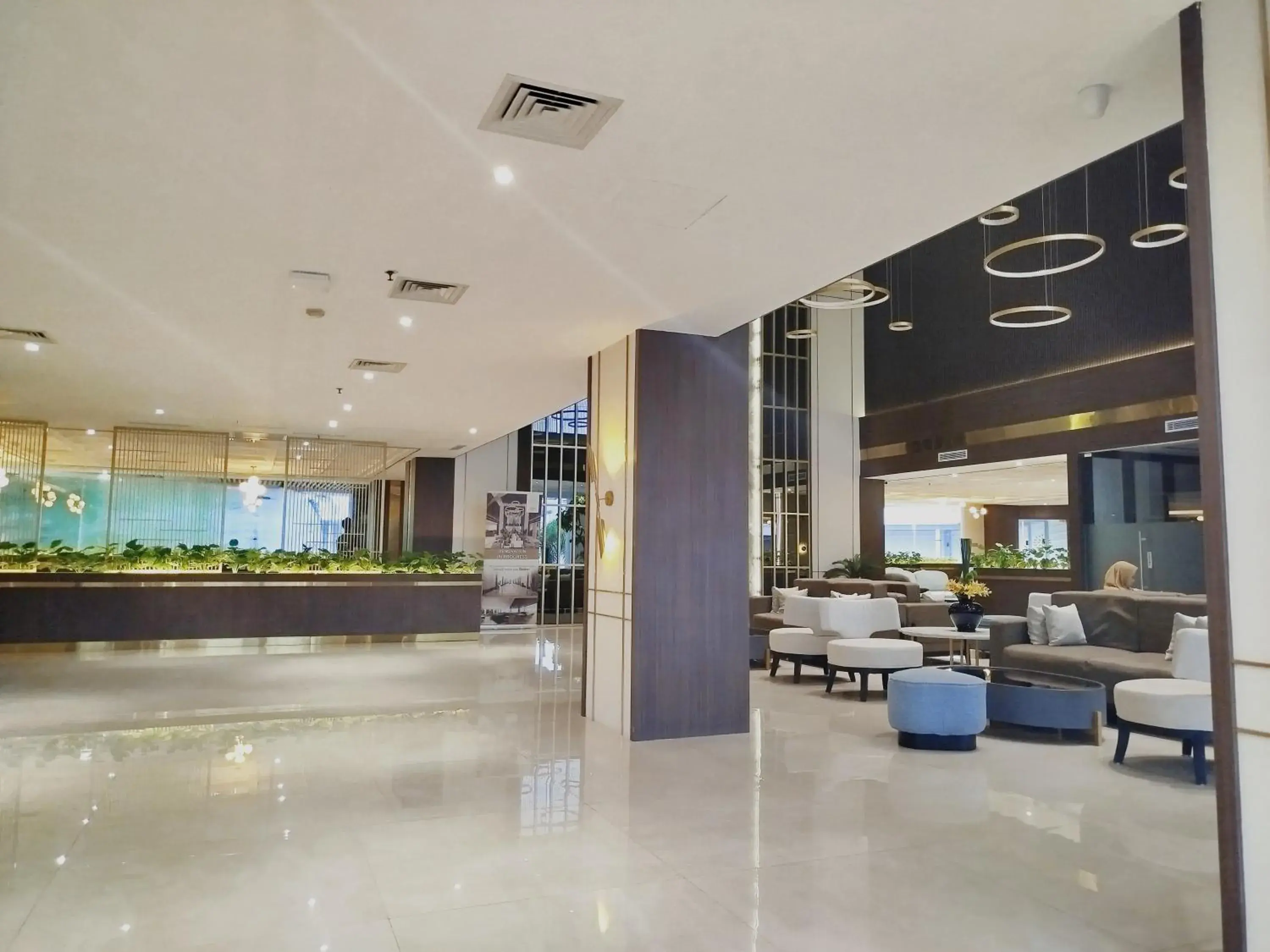 Lobby or reception in The Sun Hotel Sidoarjo Lobby or reception in The Sun Hotel Sidoarjo