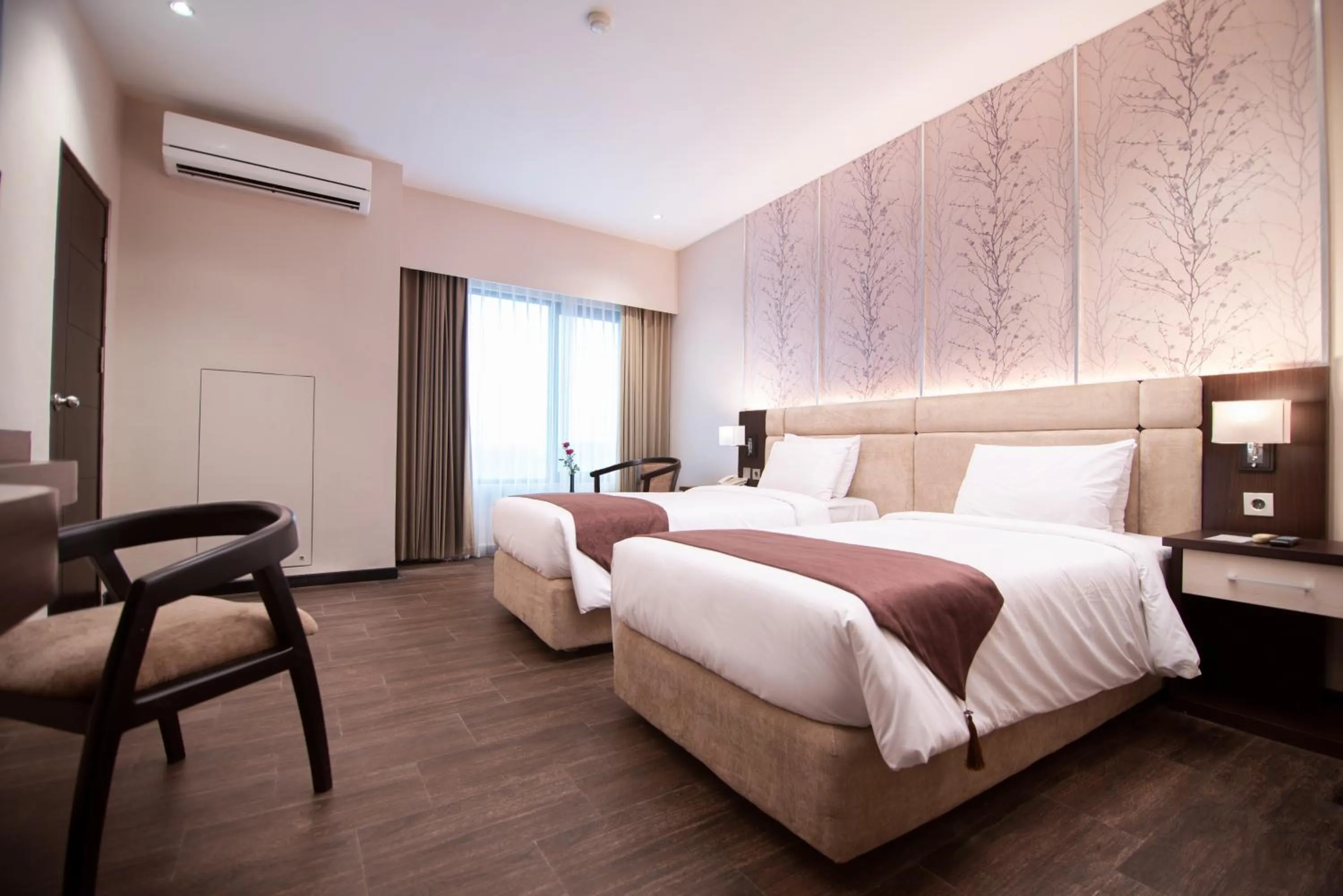 Bed in The Sun Hotel Sidoarjo