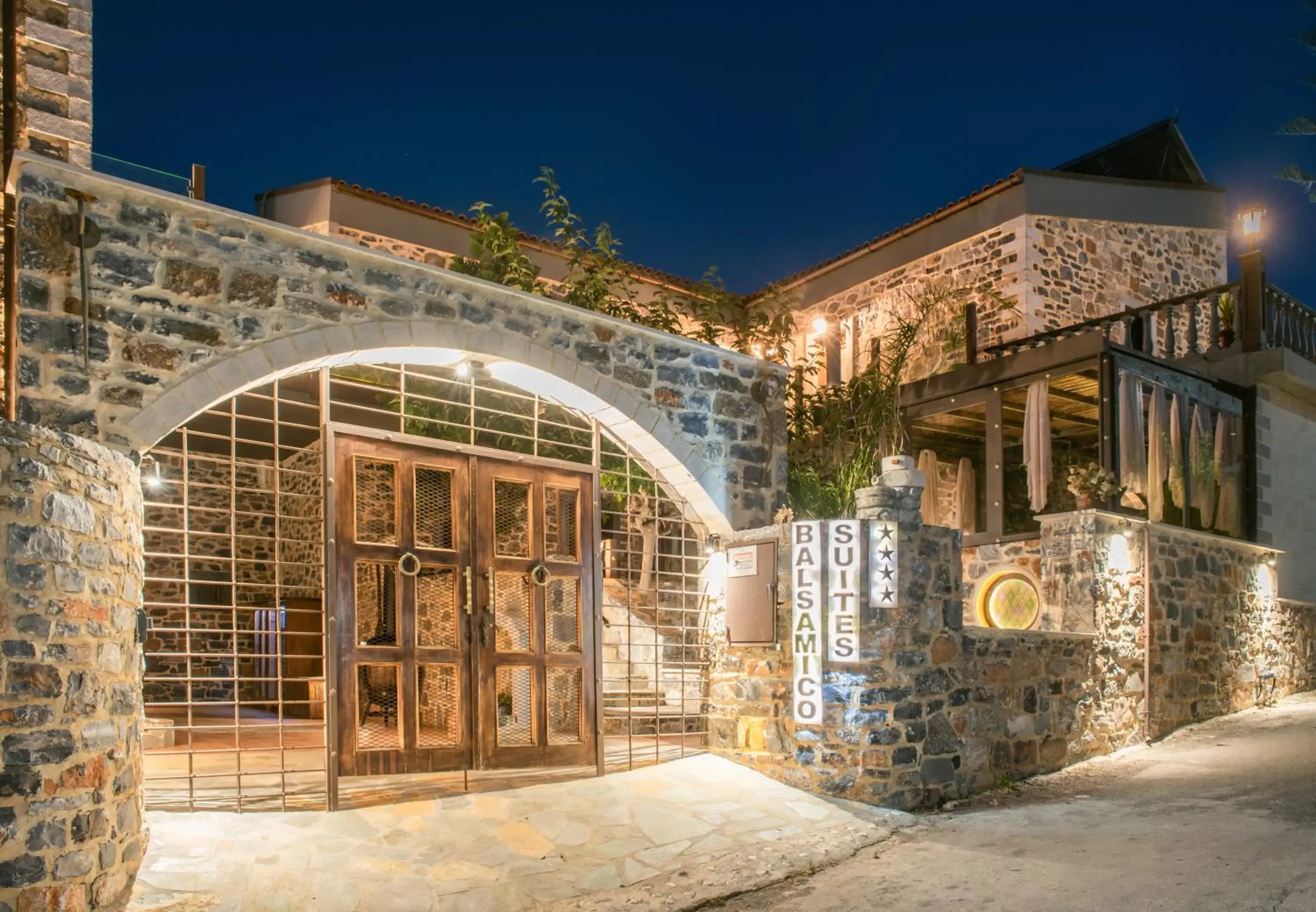 Property building in Balsamico Traditional Suites Property building in Balsamico Traditional Suites