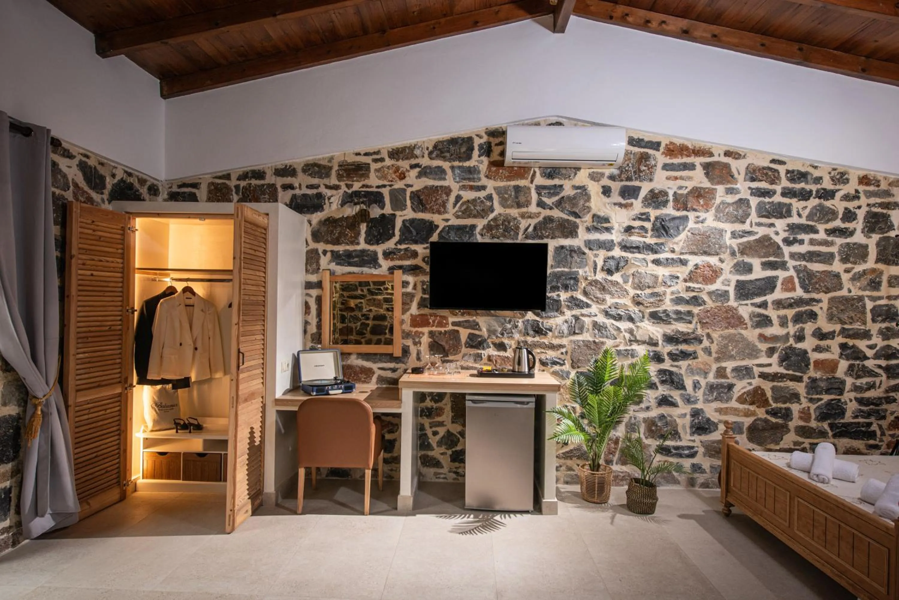 Balsamico Traditional Suites