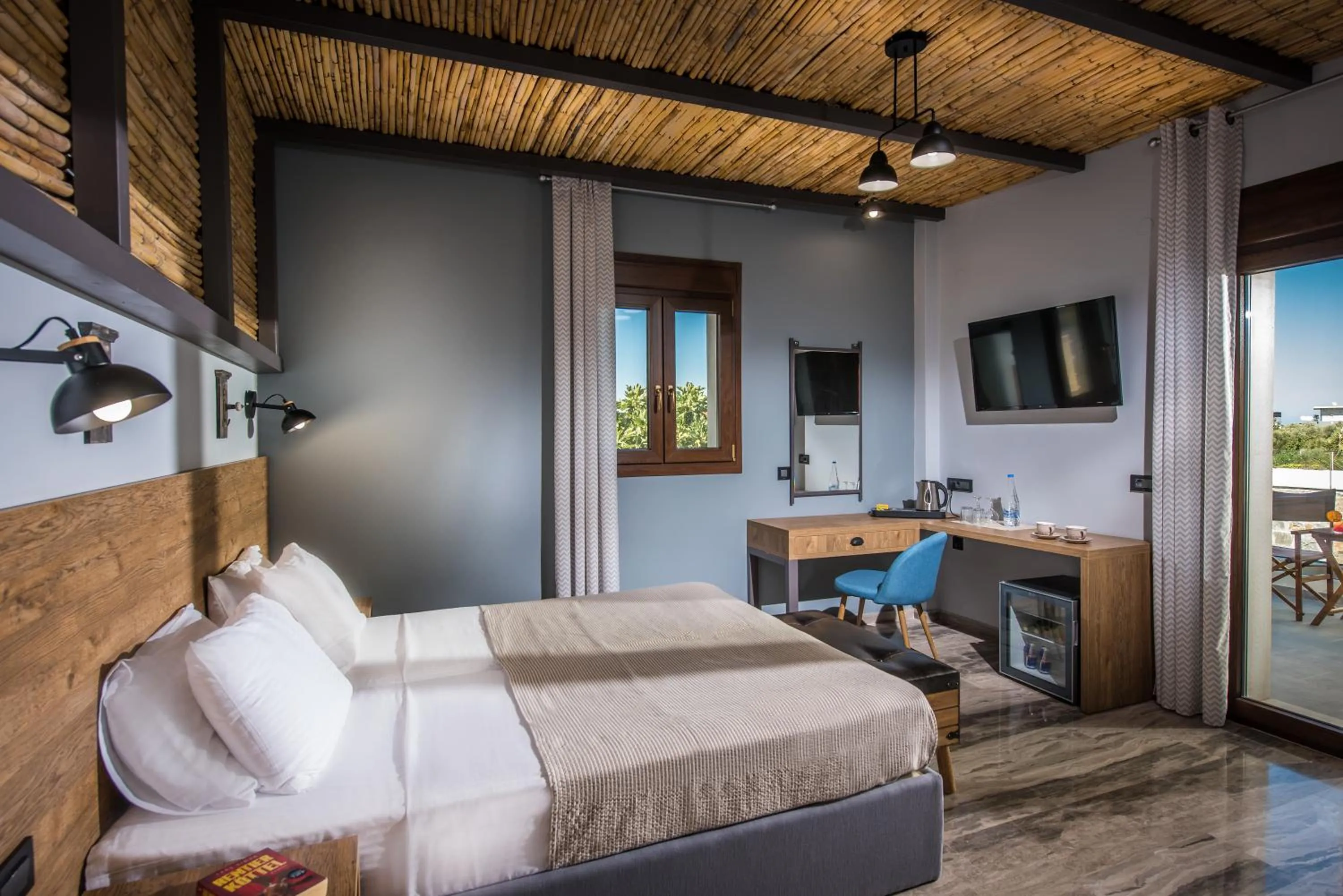 Bed in Balsamico Traditional Suites