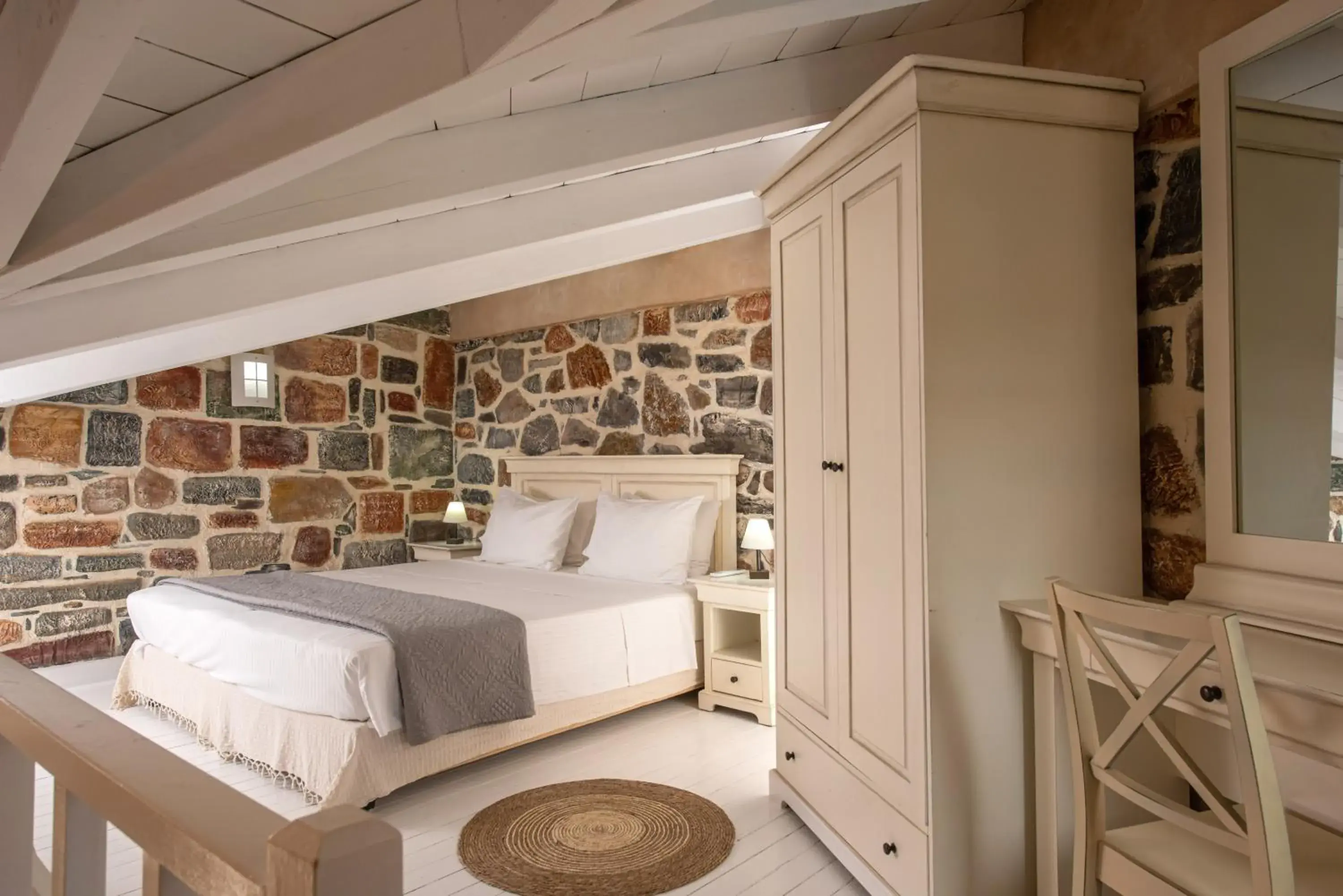 Bed in Balsamico Traditional Suites Bed in Balsamico Traditional Suites