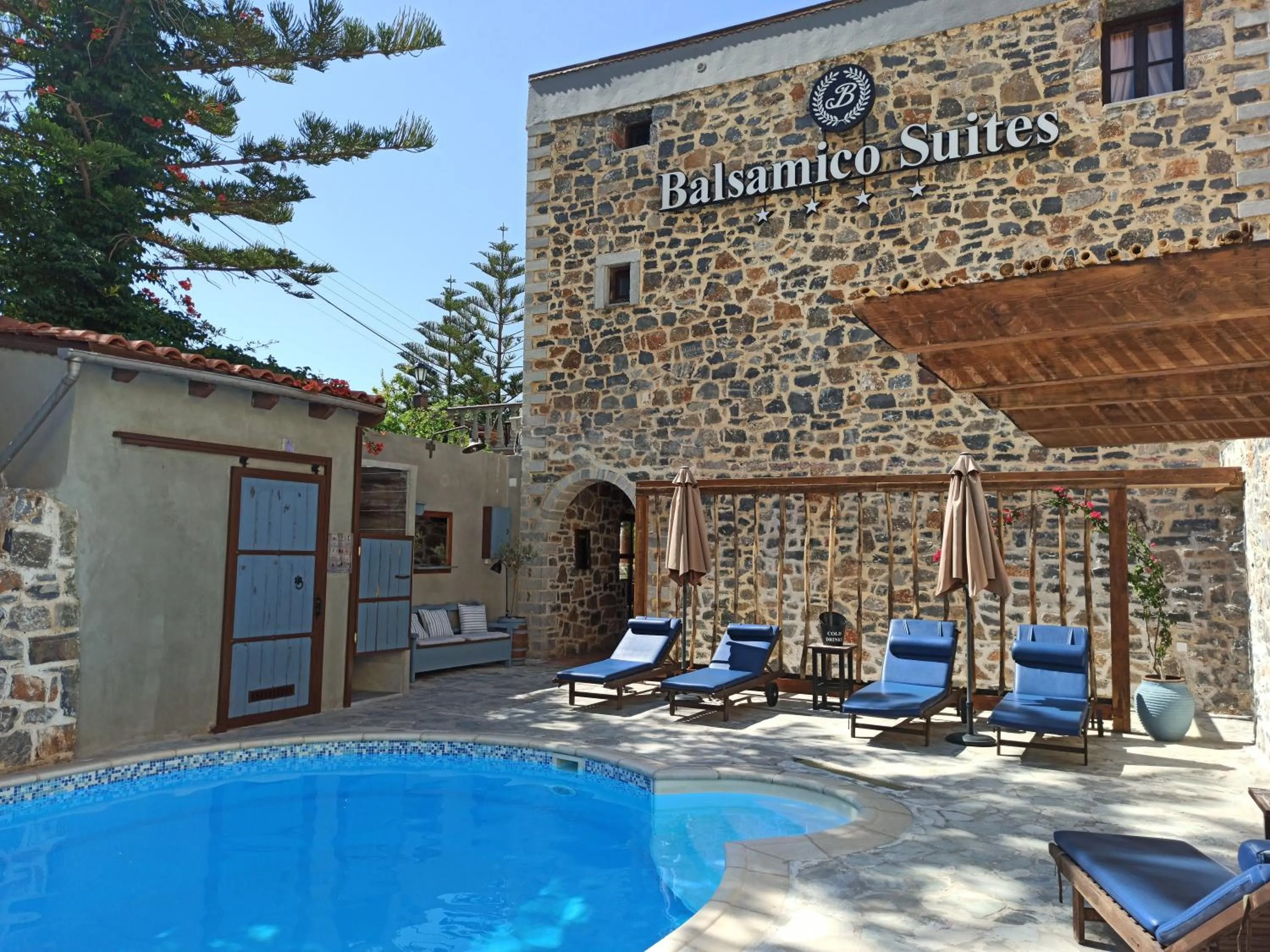 Property building in Balsamico Traditional Suites