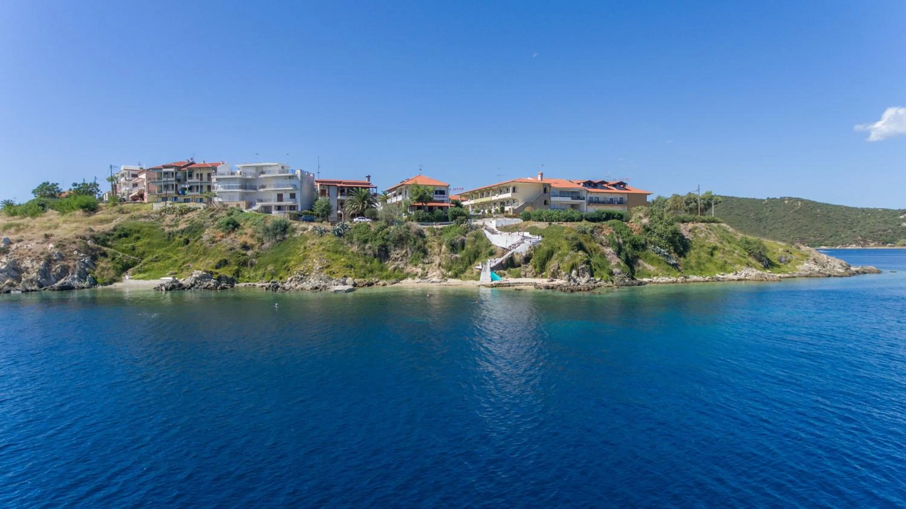 Beach in Sun Rise Hotel